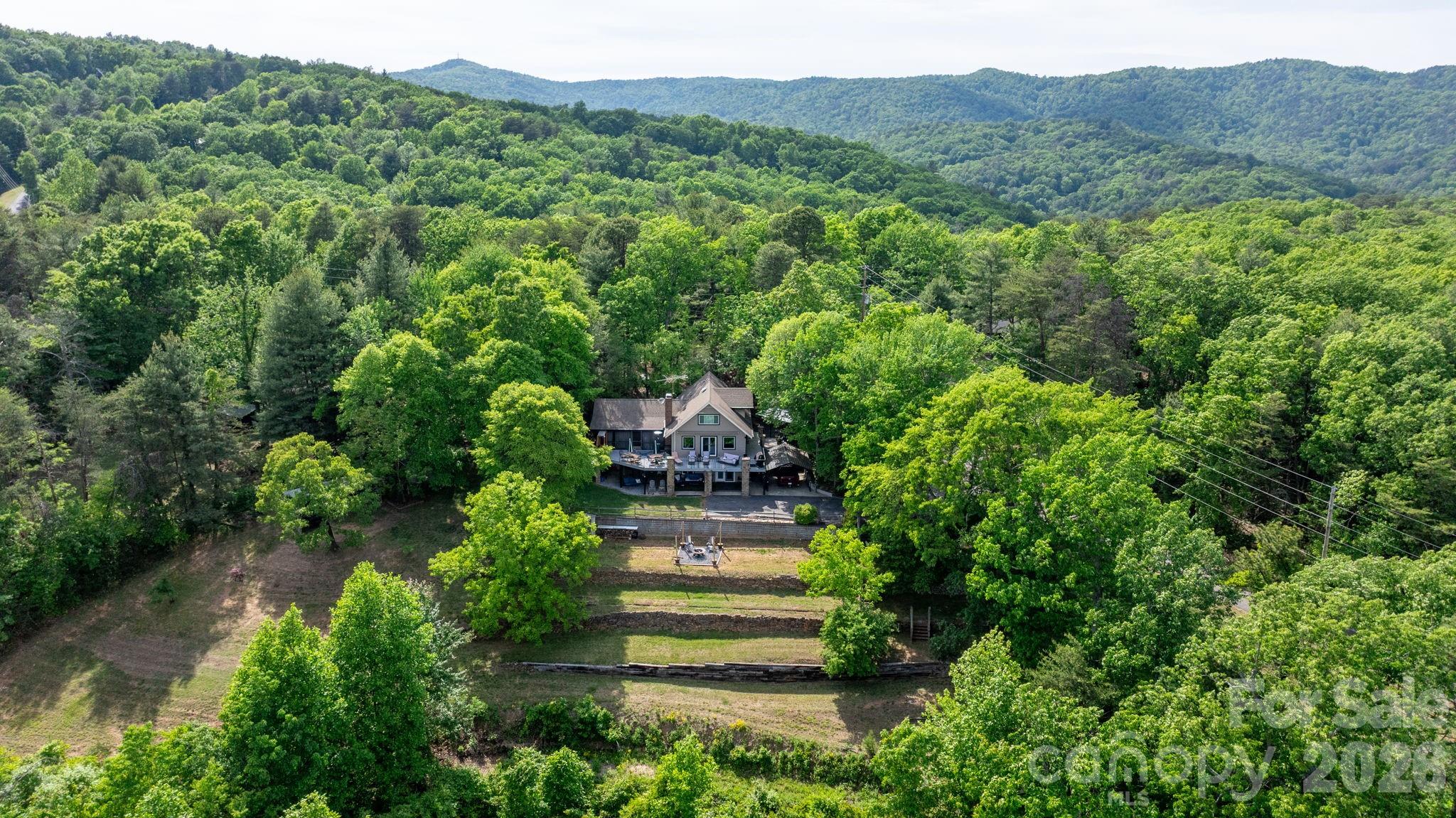 2184 Pine Mountain Drive Property Photo 1