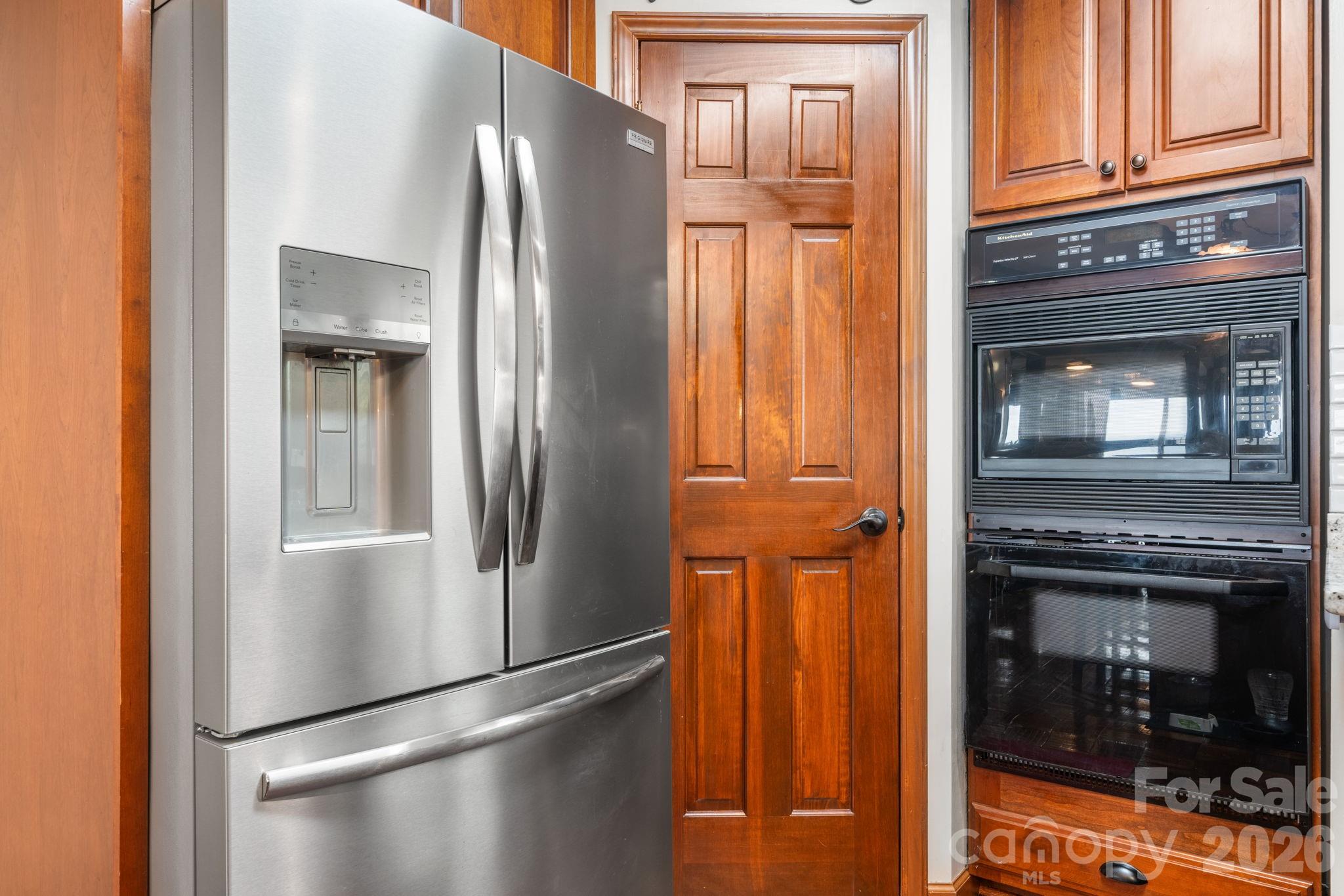 2184 Pine Mountain Drive Property Photo 17