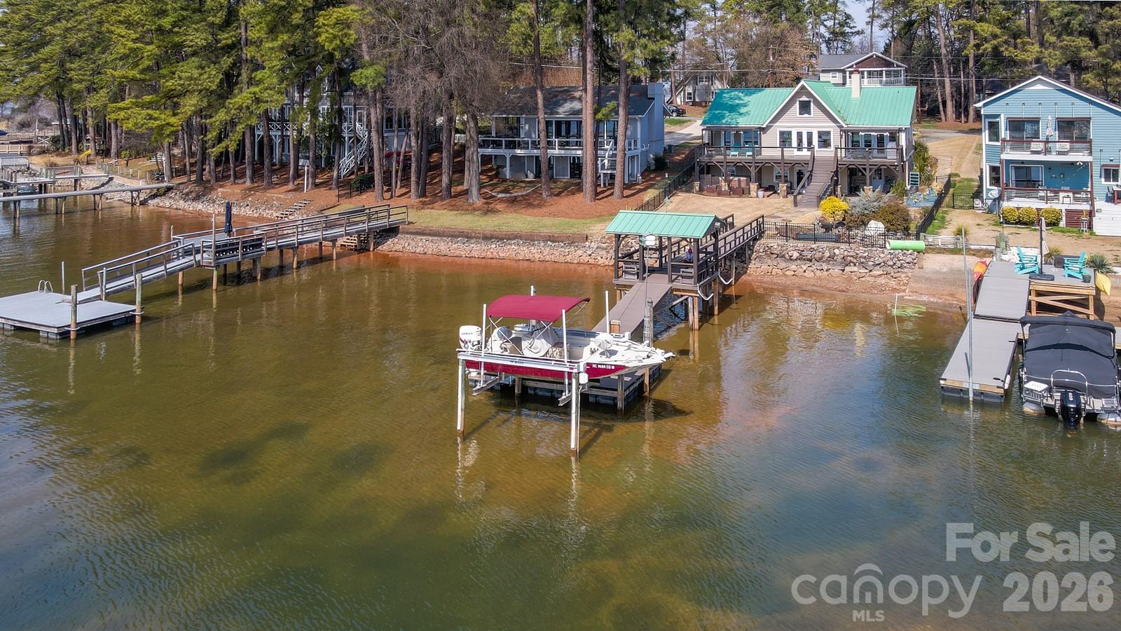 20919 Island Forest Drive Property Photo 2