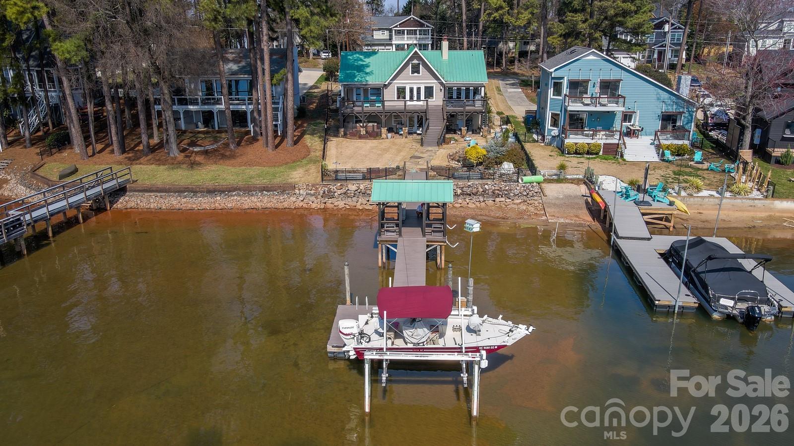 20919 Island Forest Drive Property Photo 13