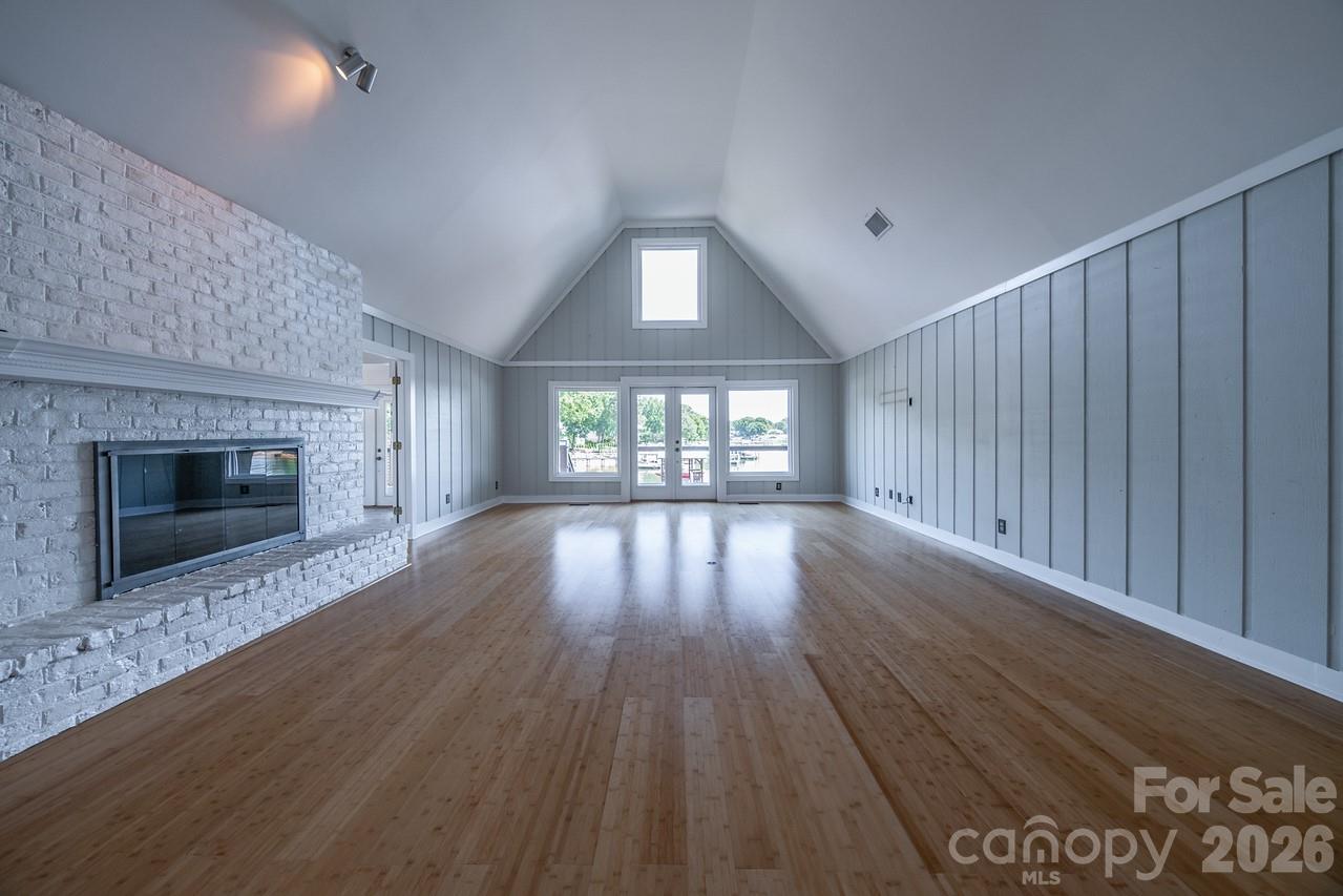 20919 Island Forest Drive Property Photo 16