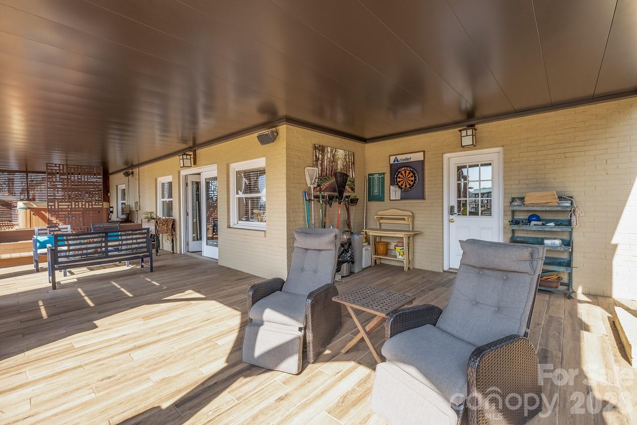 20919 Island Forest Drive Property Photo 47