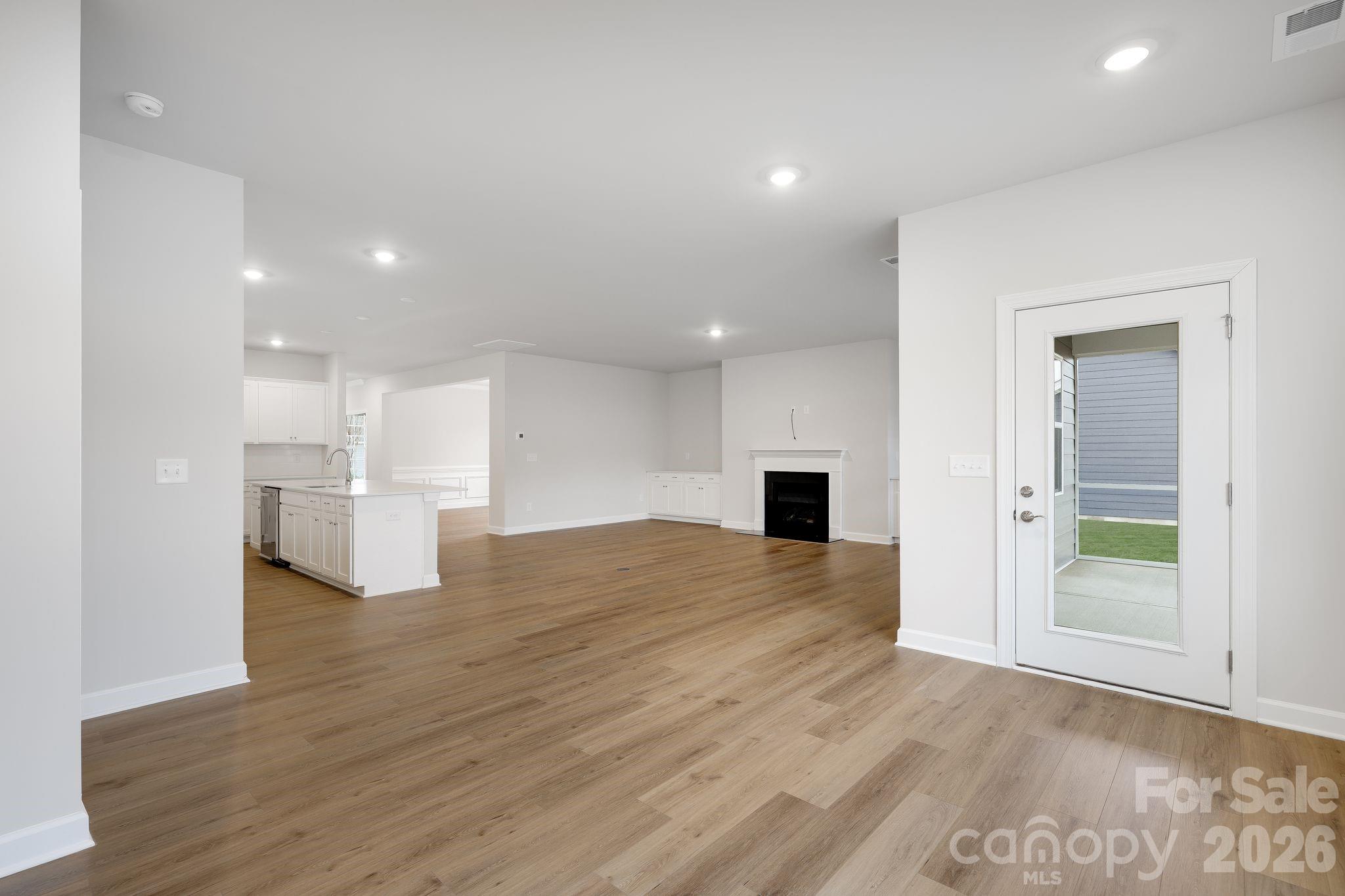 4284 Camden Glen Road 161 Property Photo 10