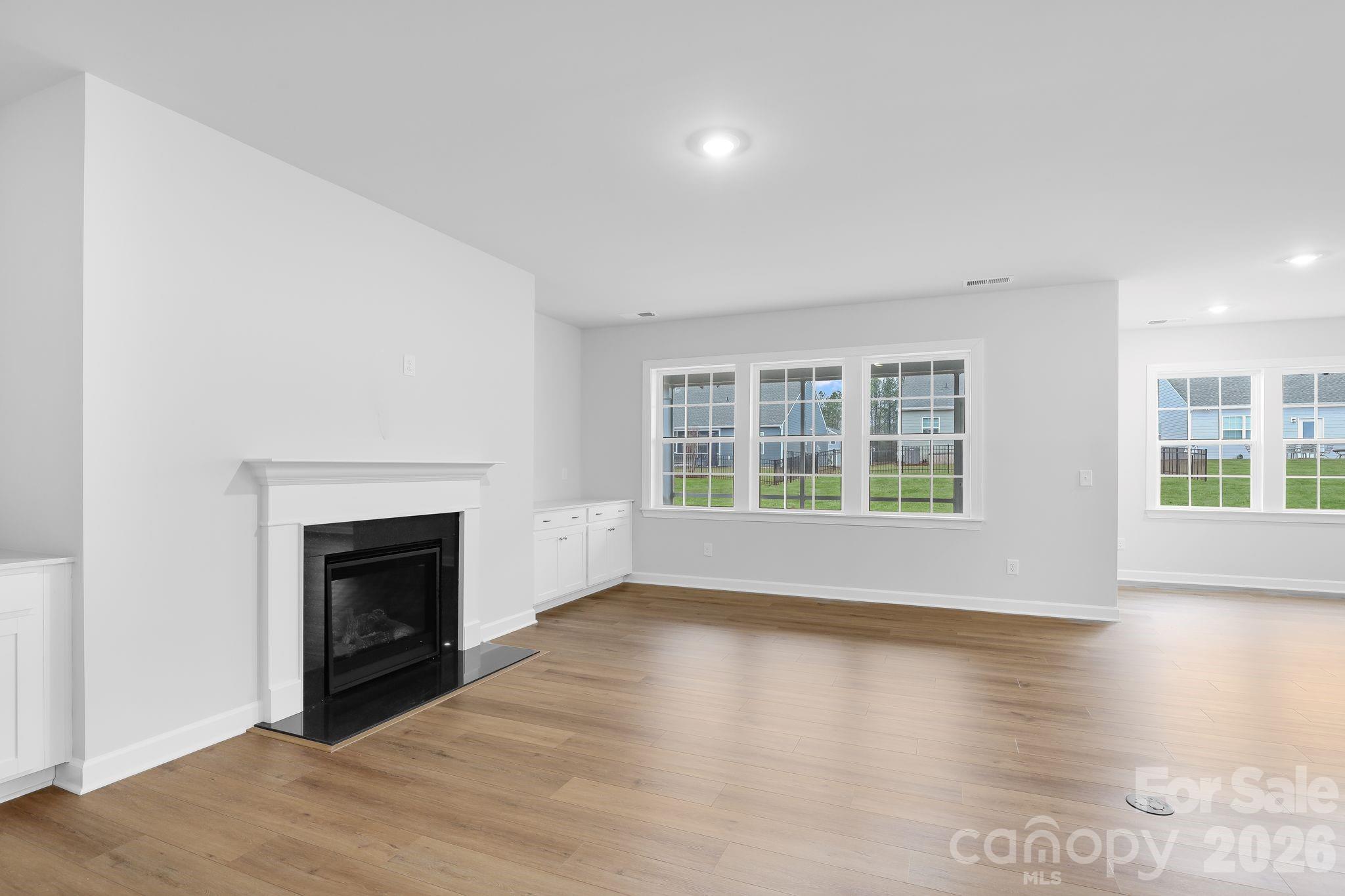 4284 Camden Glen Road 161 Property Photo 11