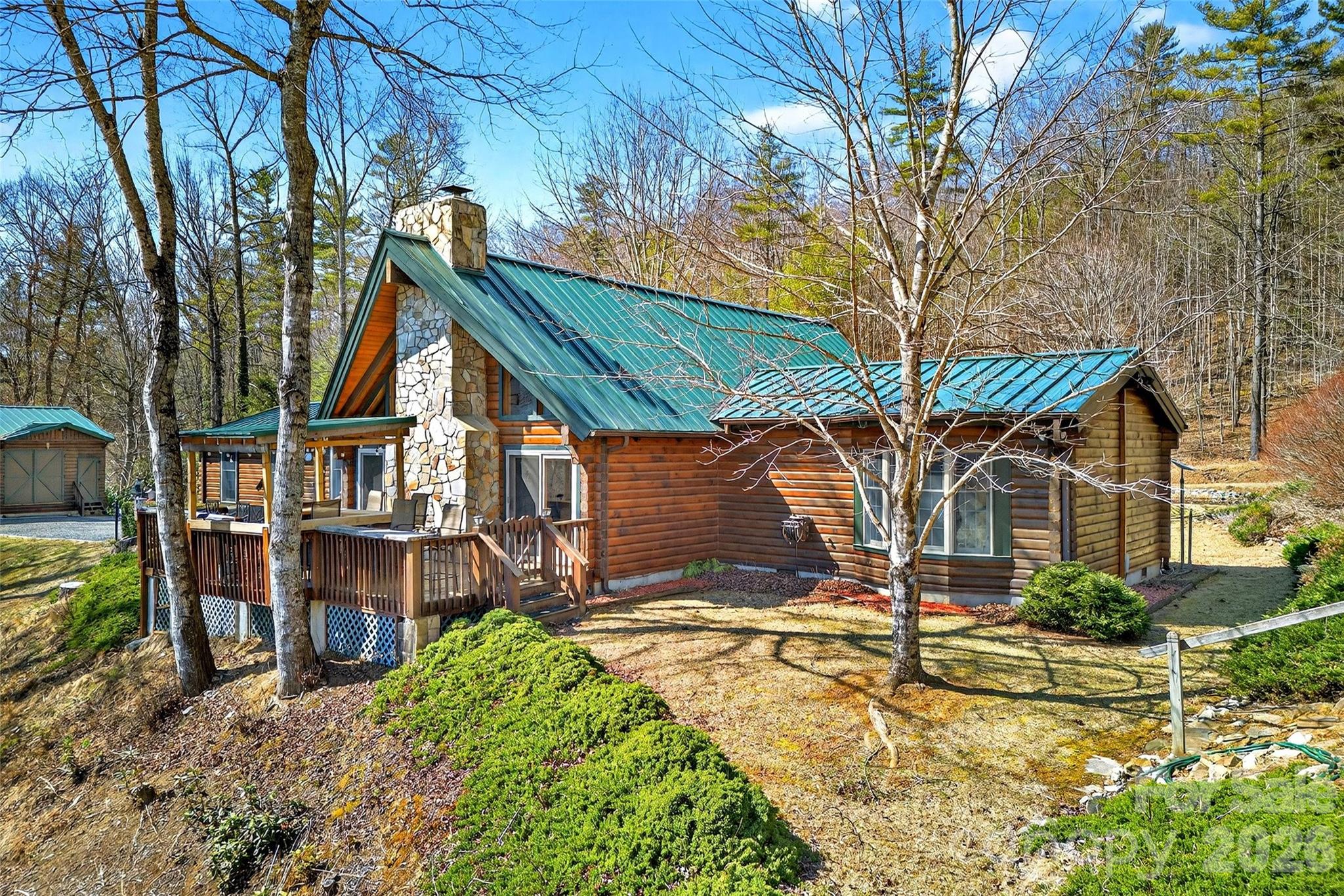 542 Allen Mountain Lane Property Photo 3