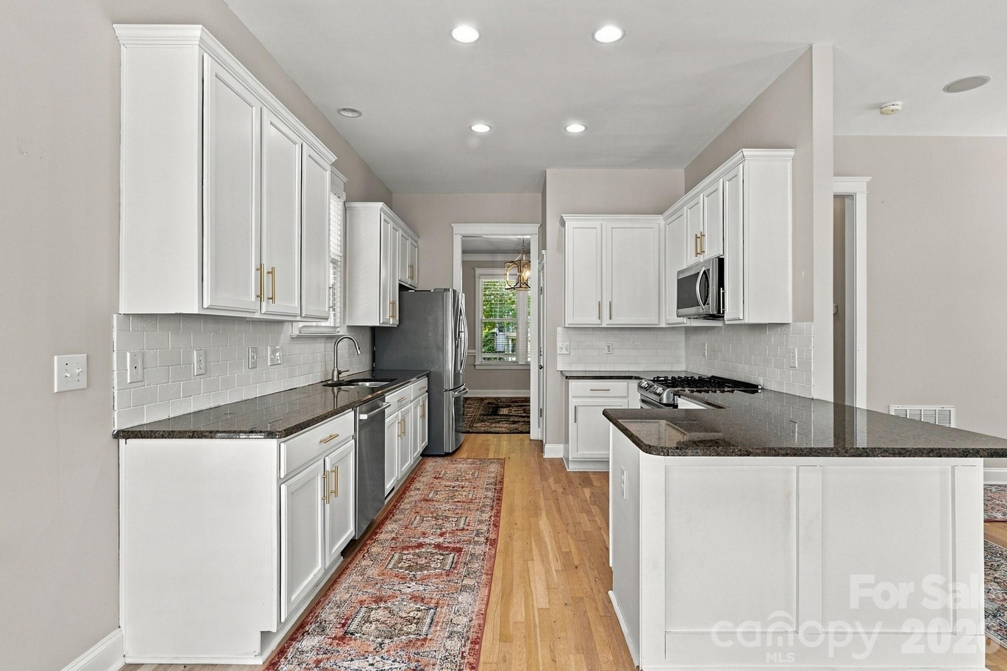 629 Bracket Street Property Photo 31