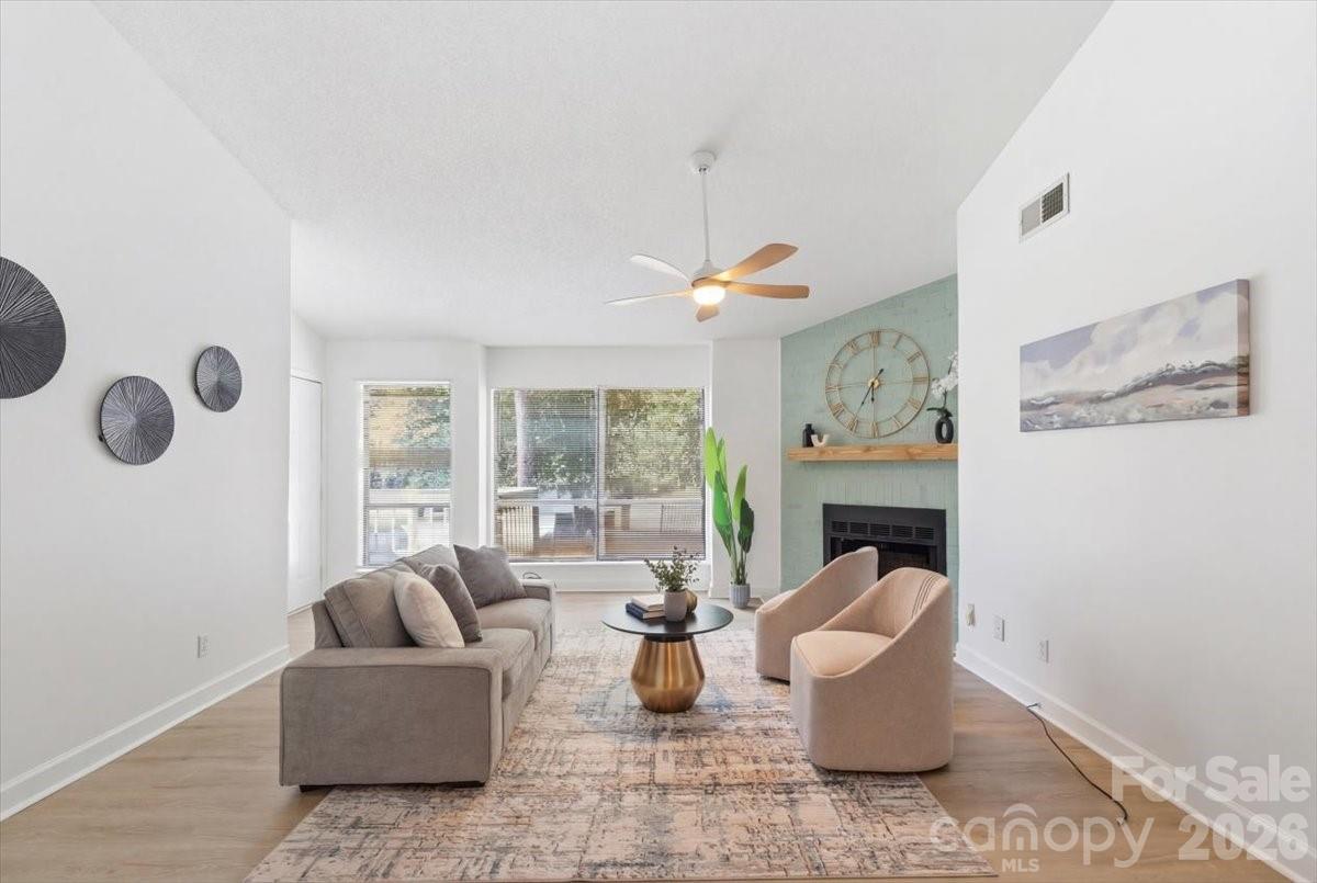 1612 Sharon Road 66 Property Photo 5