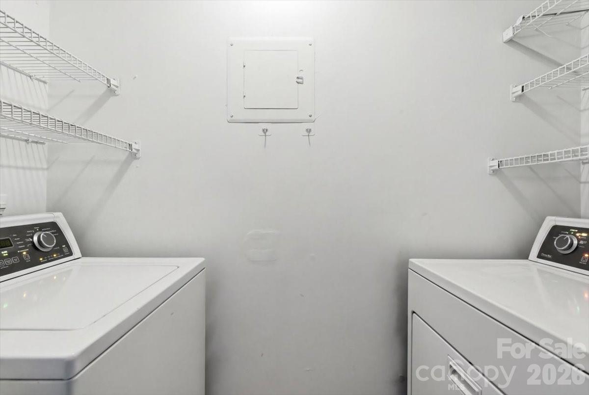1612 Sharon Road 66 Property Photo 12