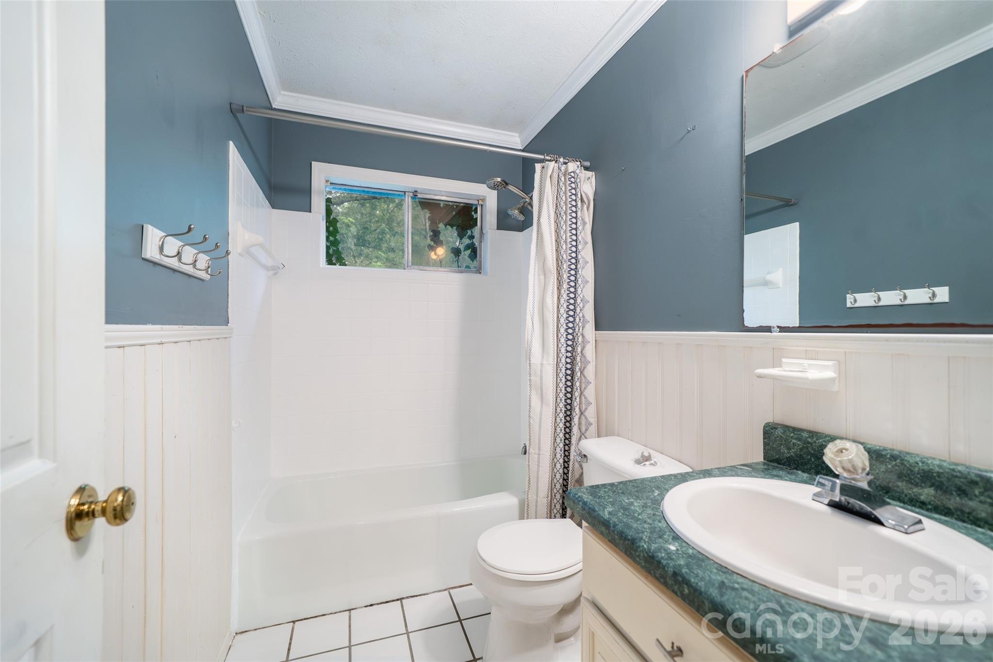 6 Hillview Circle Property Photo 17