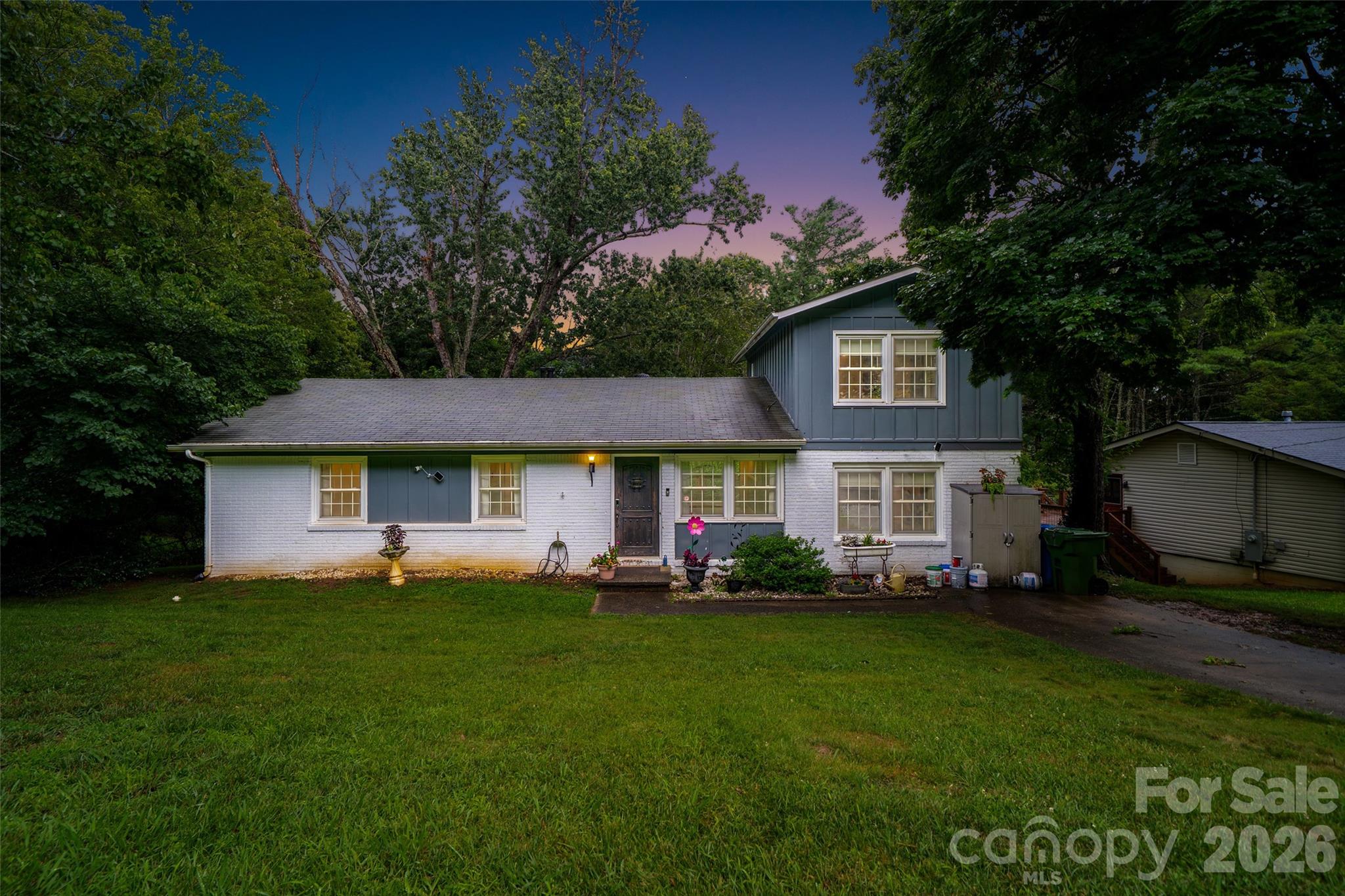 6 Hillview Circle Property Photo 34