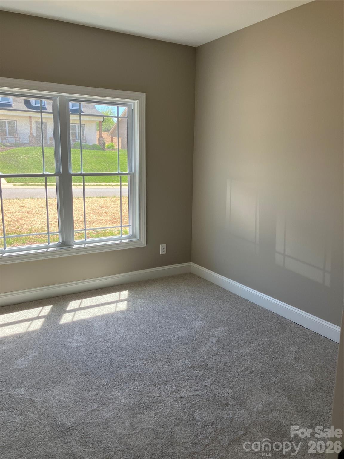 4952 Southview Drive Property Photo 11