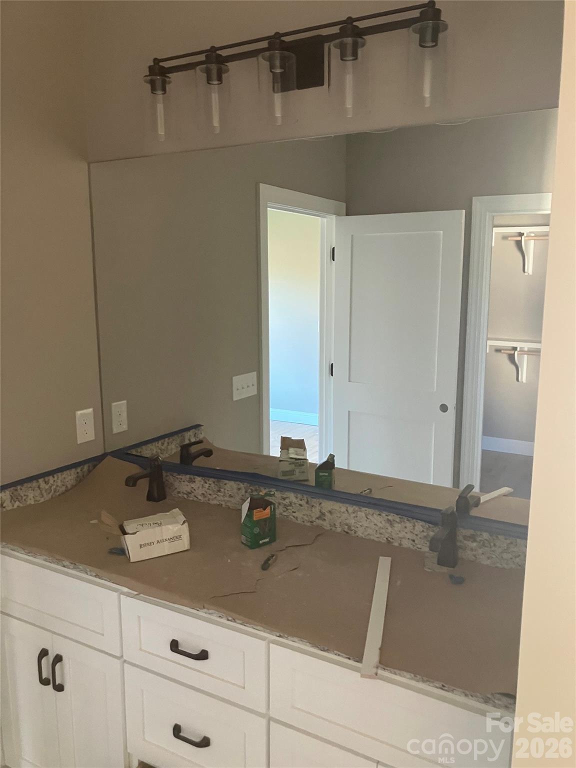 4952 Southview Drive Property Photo 18