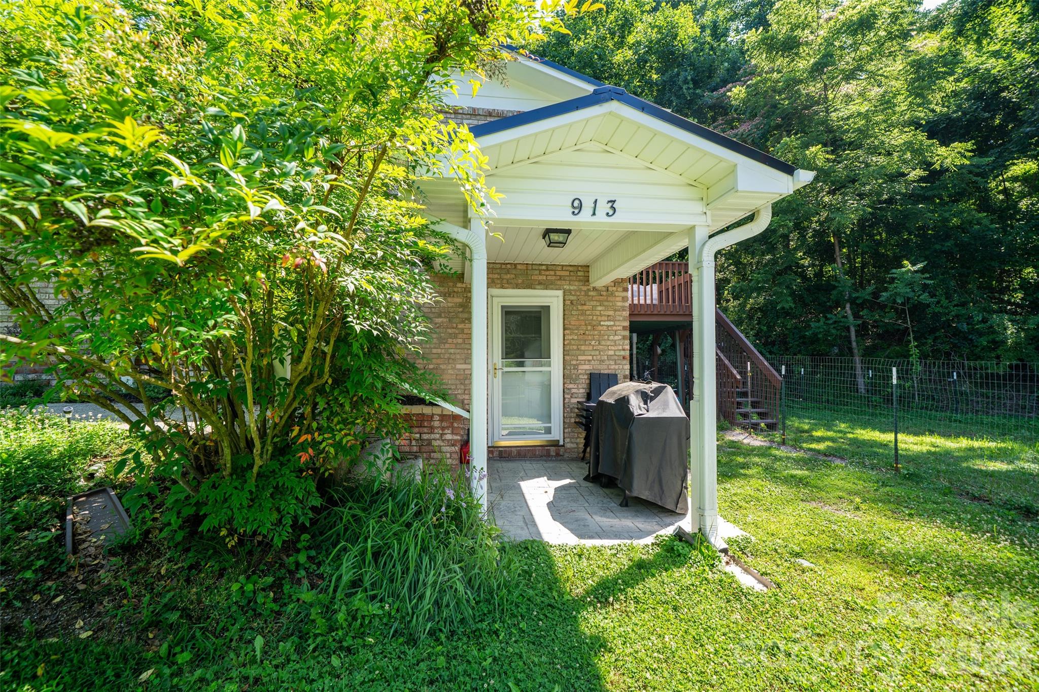 913 Dorothy Street Property Photo 44