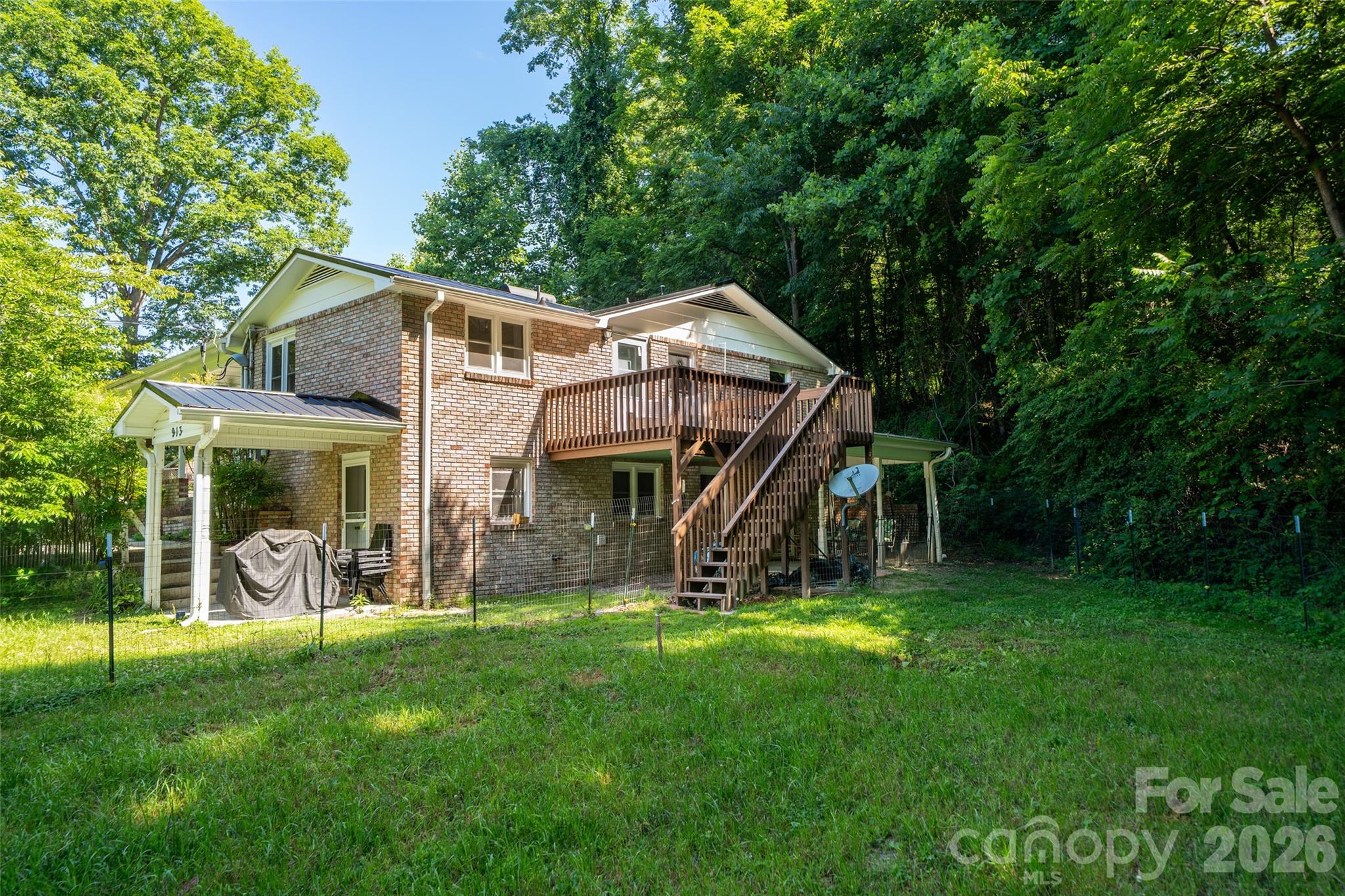 913 Dorothy Street Property Photo 46