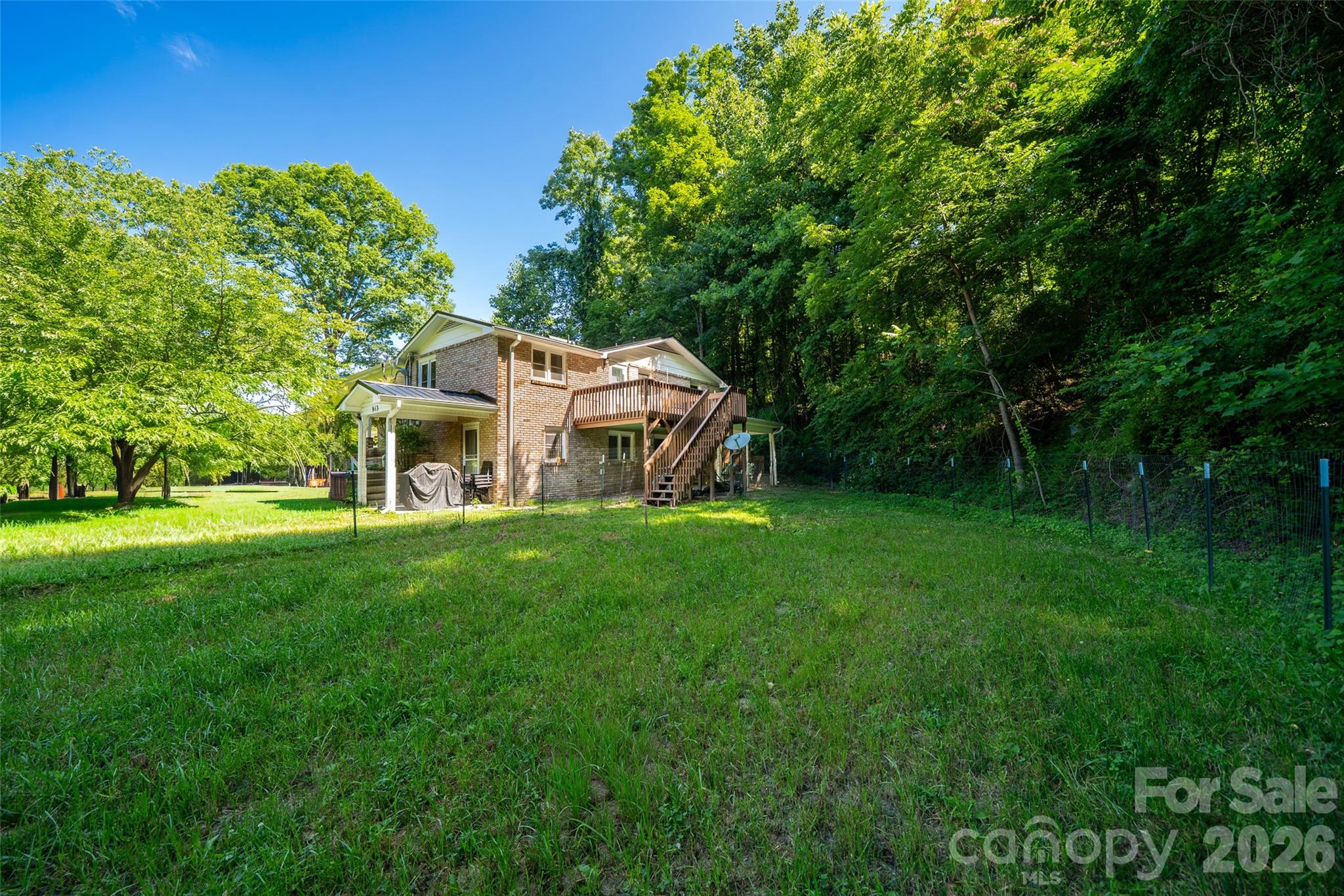 913 Dorothy Street Property Photo 48