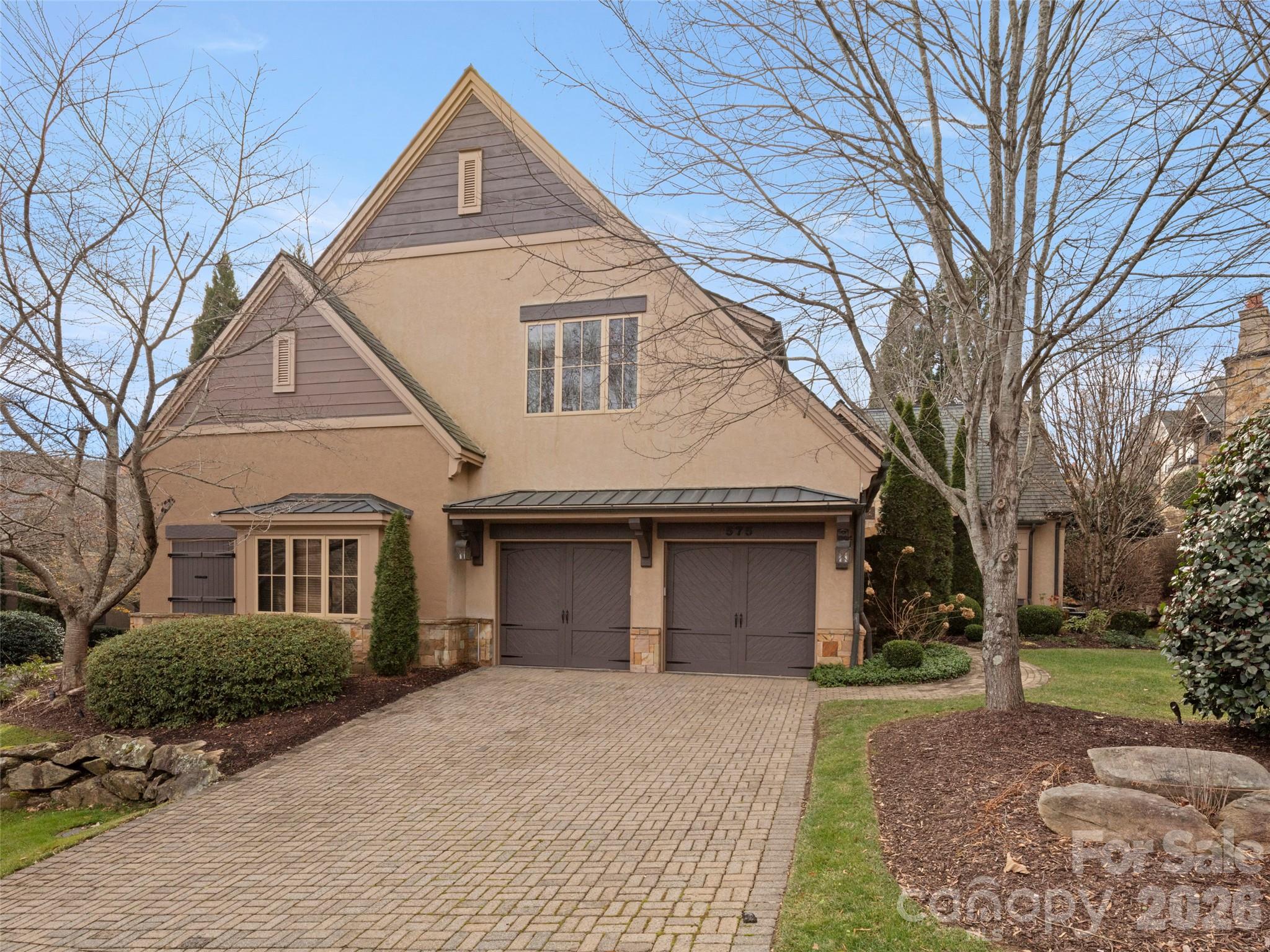 575 Walnut Valley Parkway Property Photo 2