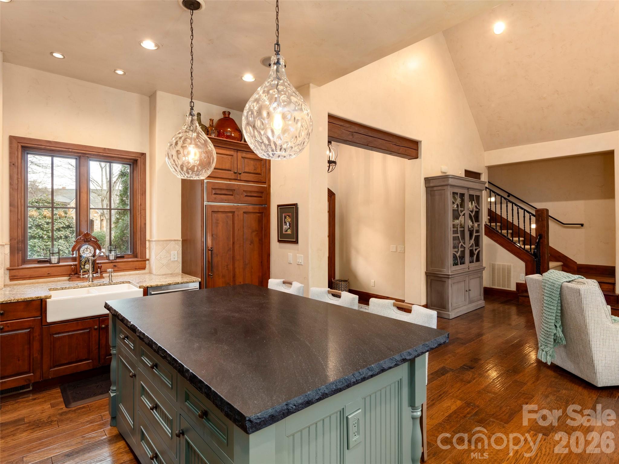 575 Walnut Valley Parkway Property Photo 10