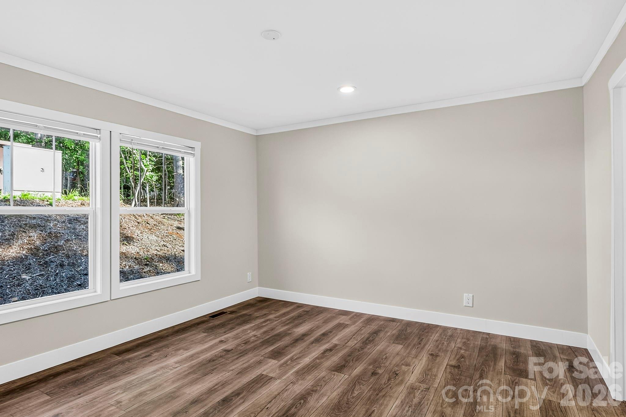 90 S Cascades Drive Property Photo 16