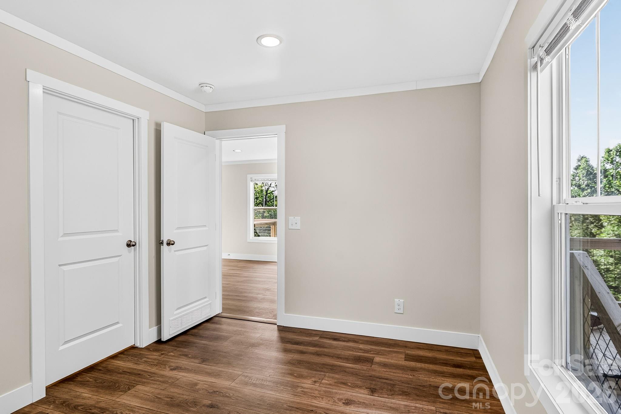 90 S Cascades Drive Property Photo 19