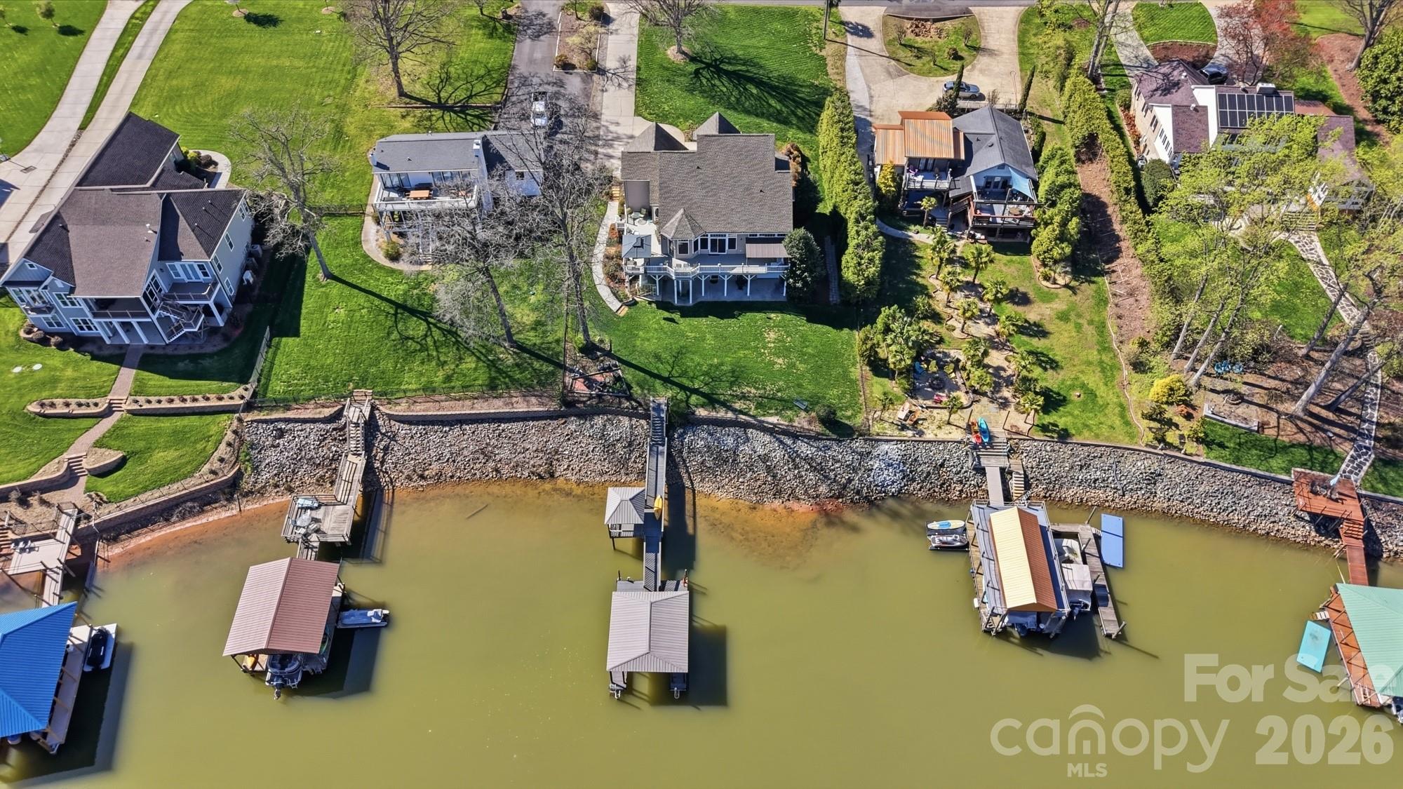 186 Hazelton Loop Property Photo 8