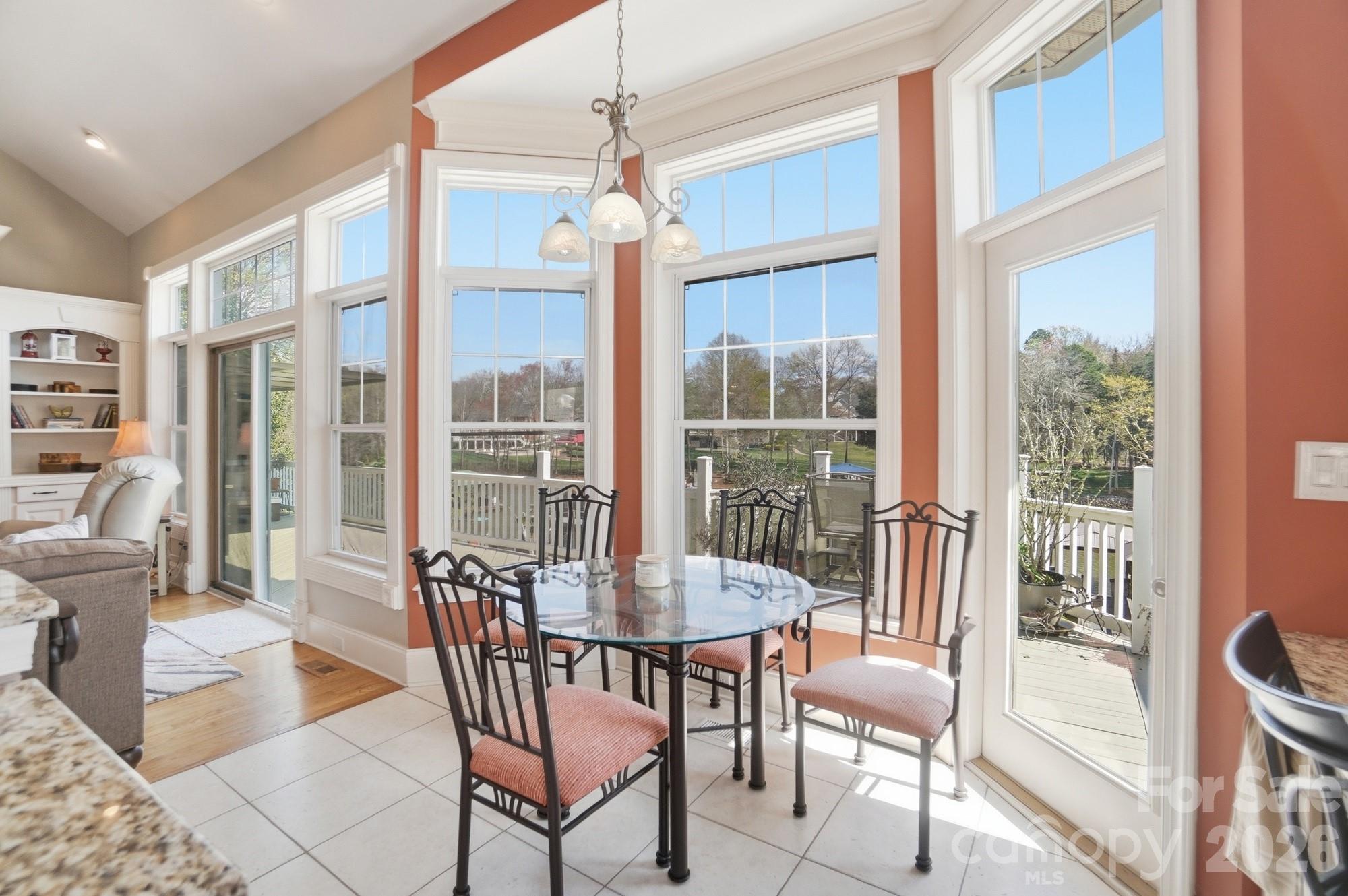 186 Hazelton Loop Property Photo 20