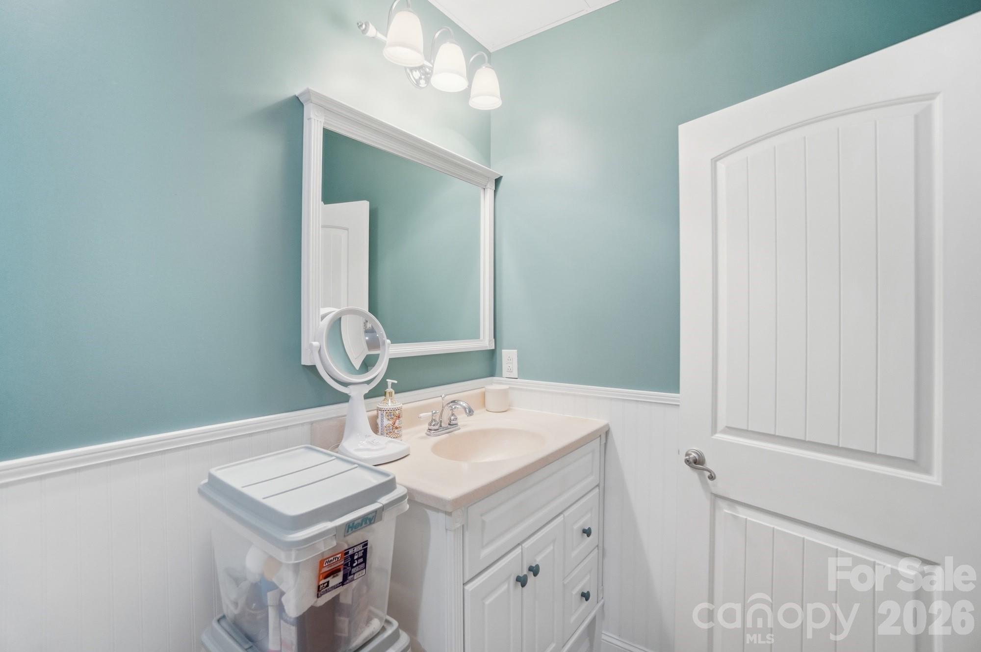 186 Hazelton Loop Property Photo 34