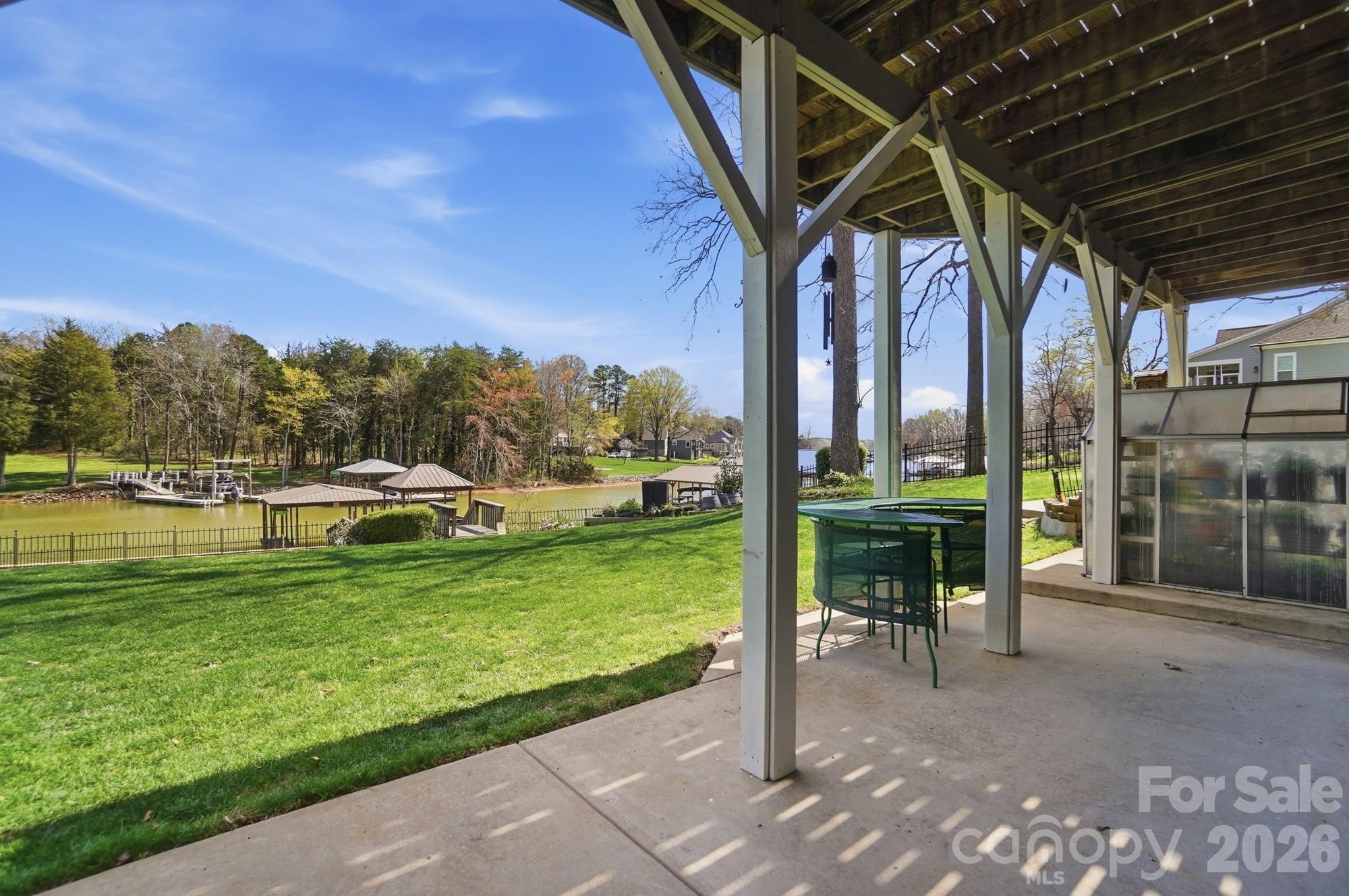 186 Hazelton Loop Property Photo 36
