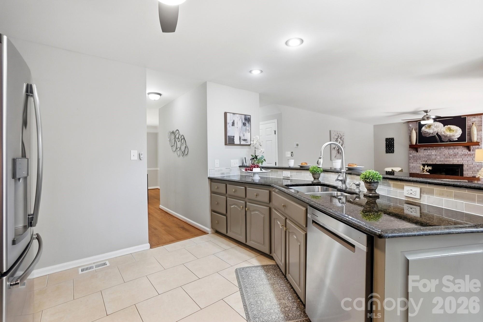 4218 Patriots Way Property Photo 12