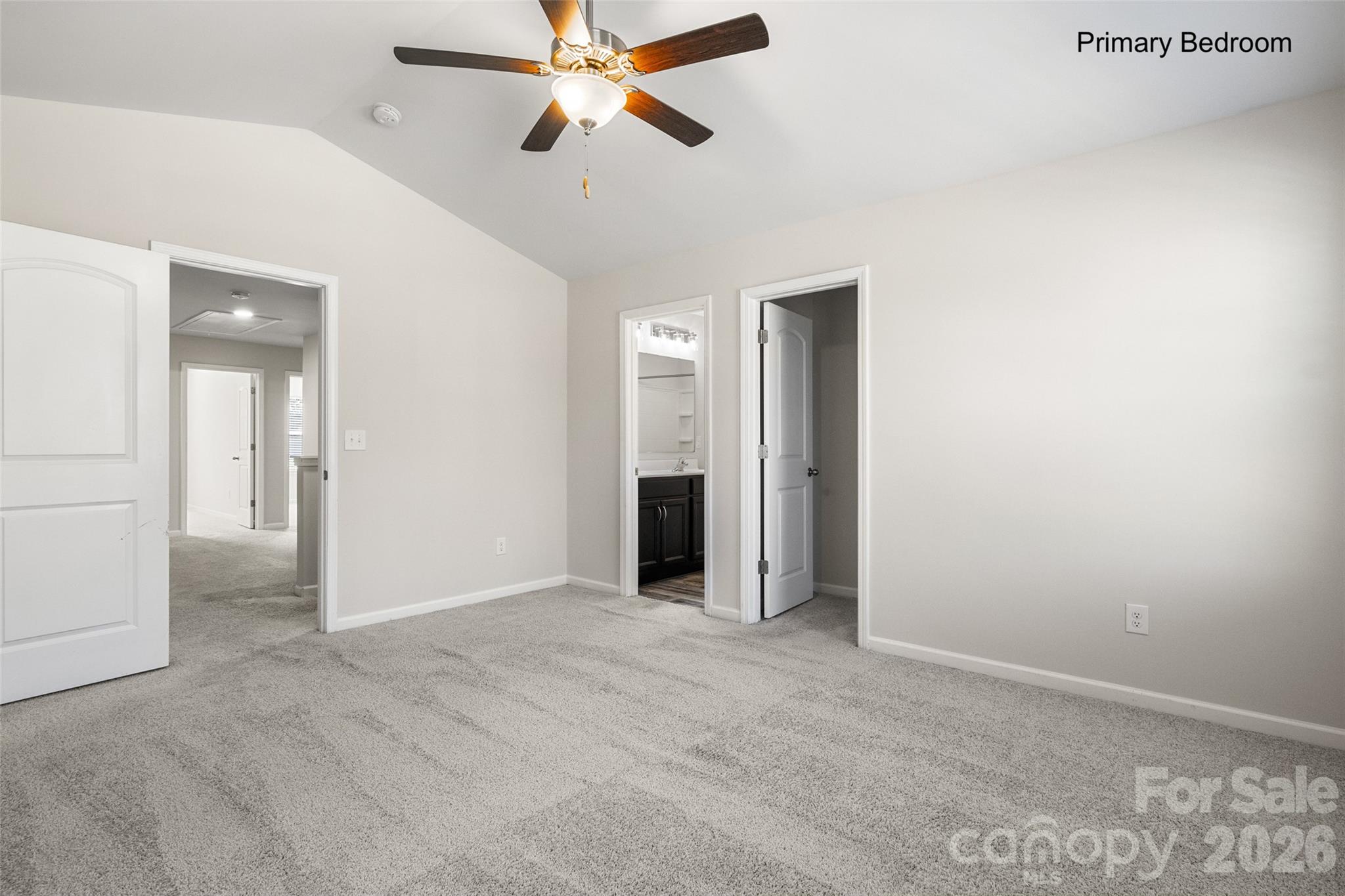 463 W Barr Street Property Photo 10