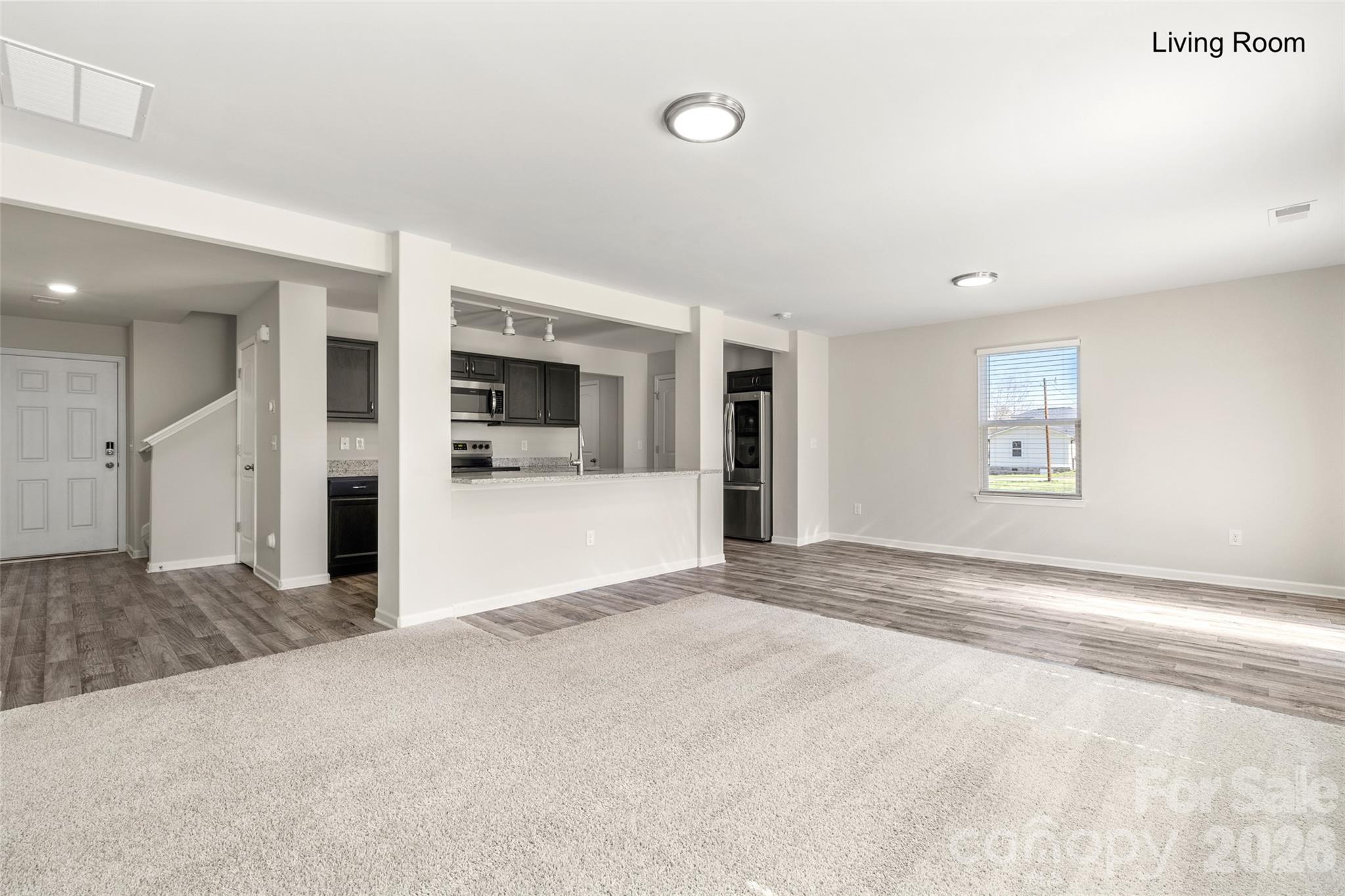 463 W Barr Street Property Photo 20