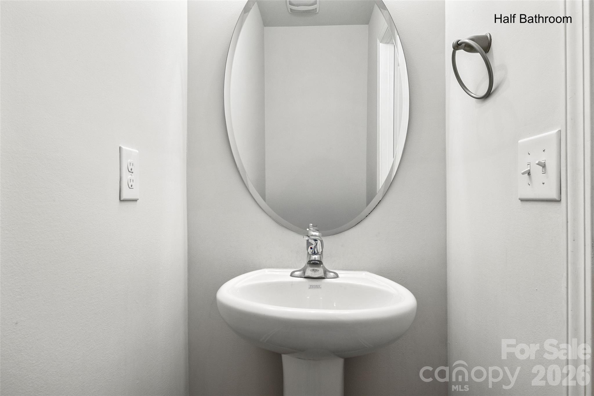 463 W Barr Street Property Photo 21