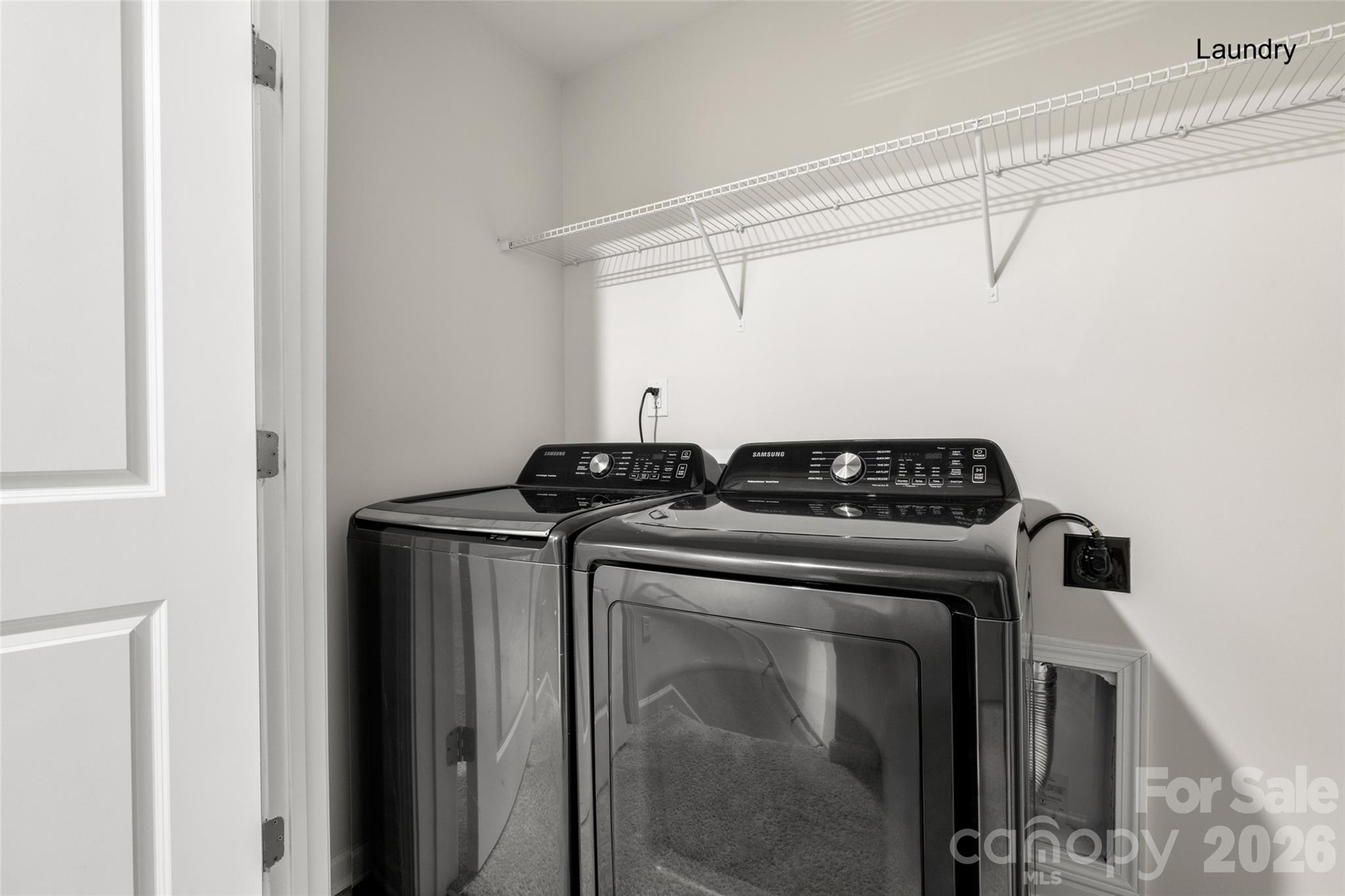 463 W Barr Street Property Photo 23