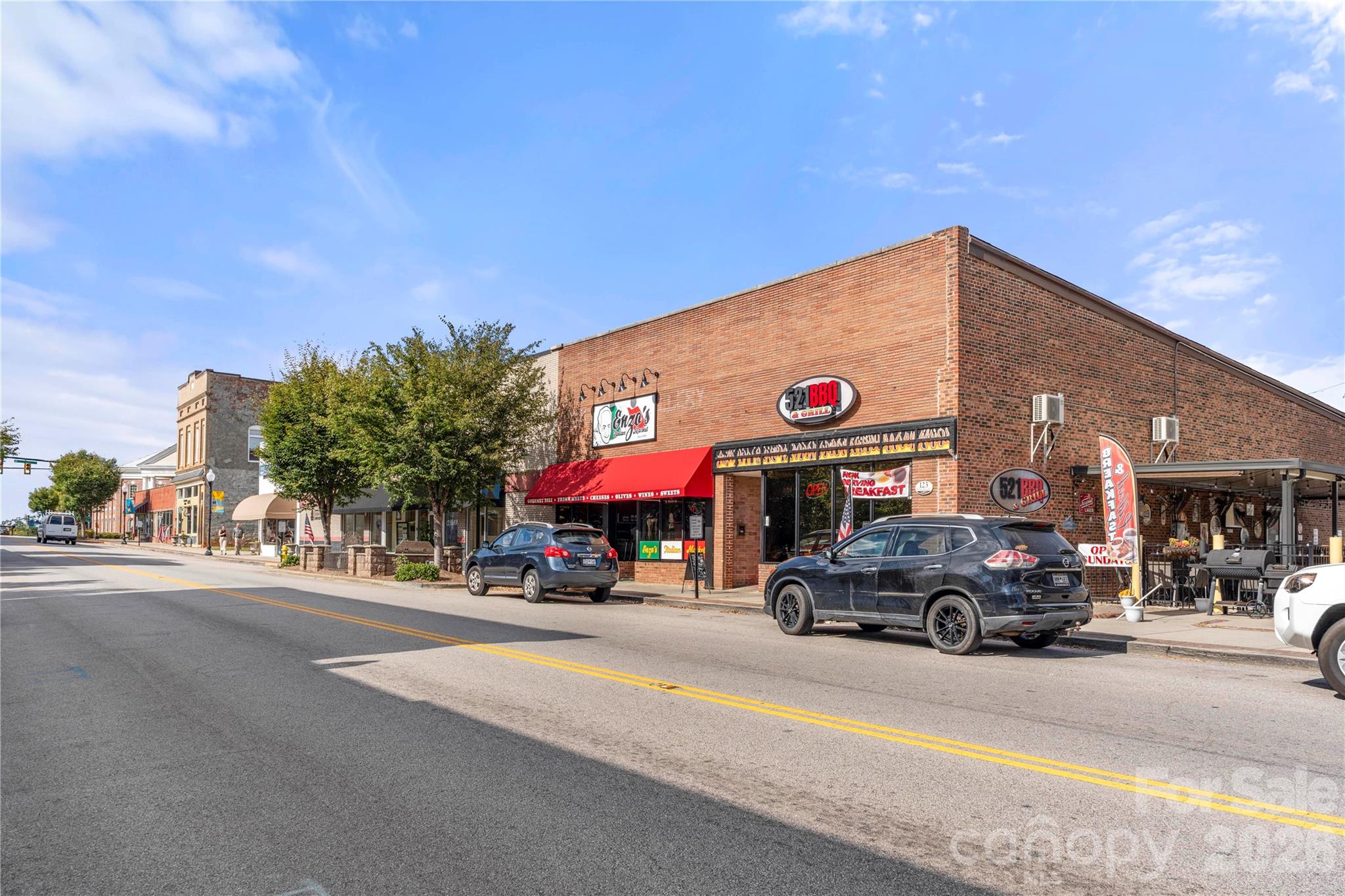 463 W Barr Street Property Photo 30