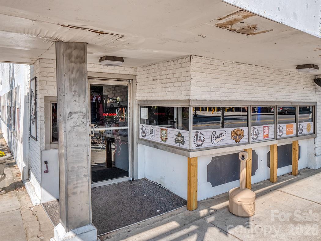 463 W Barr Street Property Photo 42