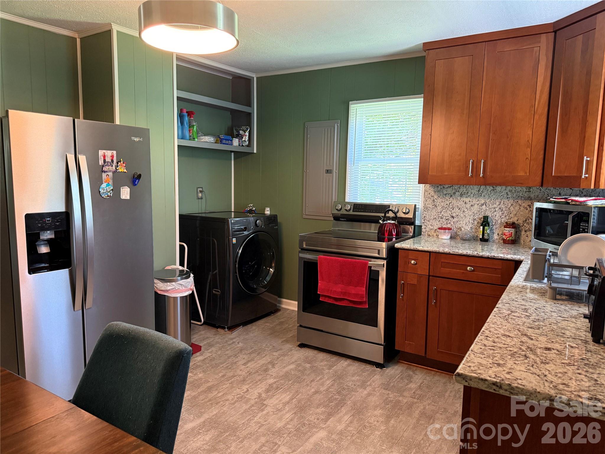 703 Stage Street Property Photo 2