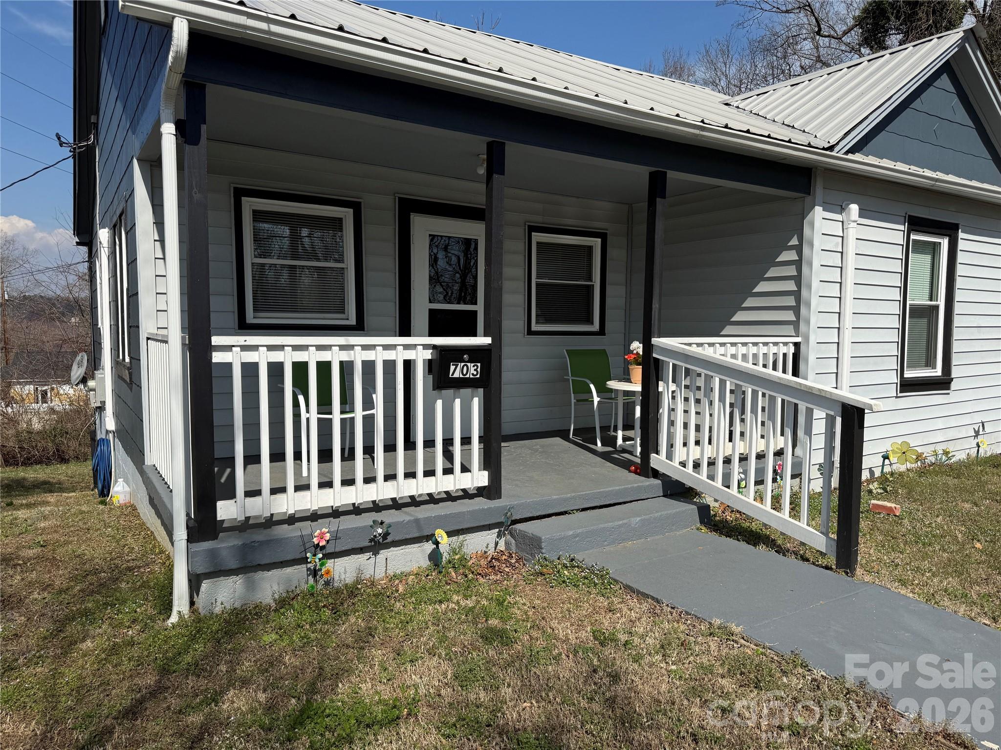 703 Stage Street Property Photo 14