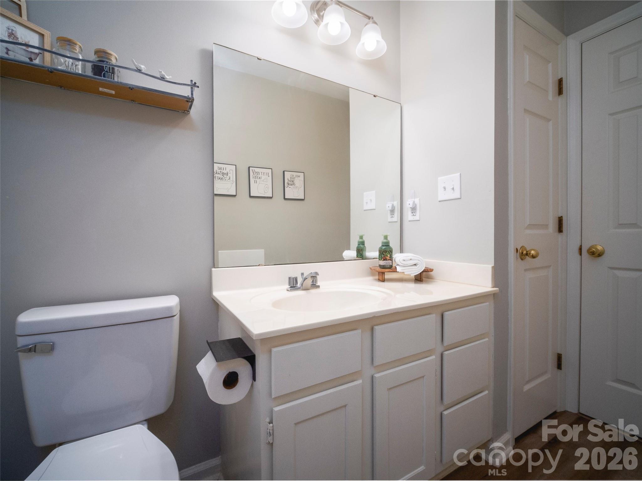 2039 Union Road E Property Photo 16