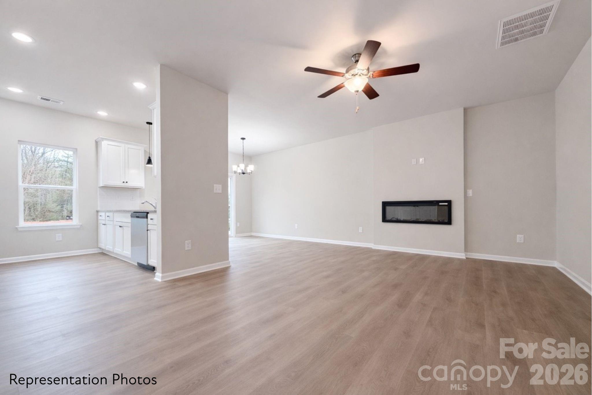 3718 Sally Lane Property Photo 4