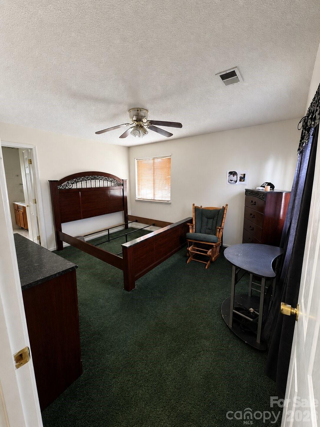 305 Mobley Street Property Photo 10