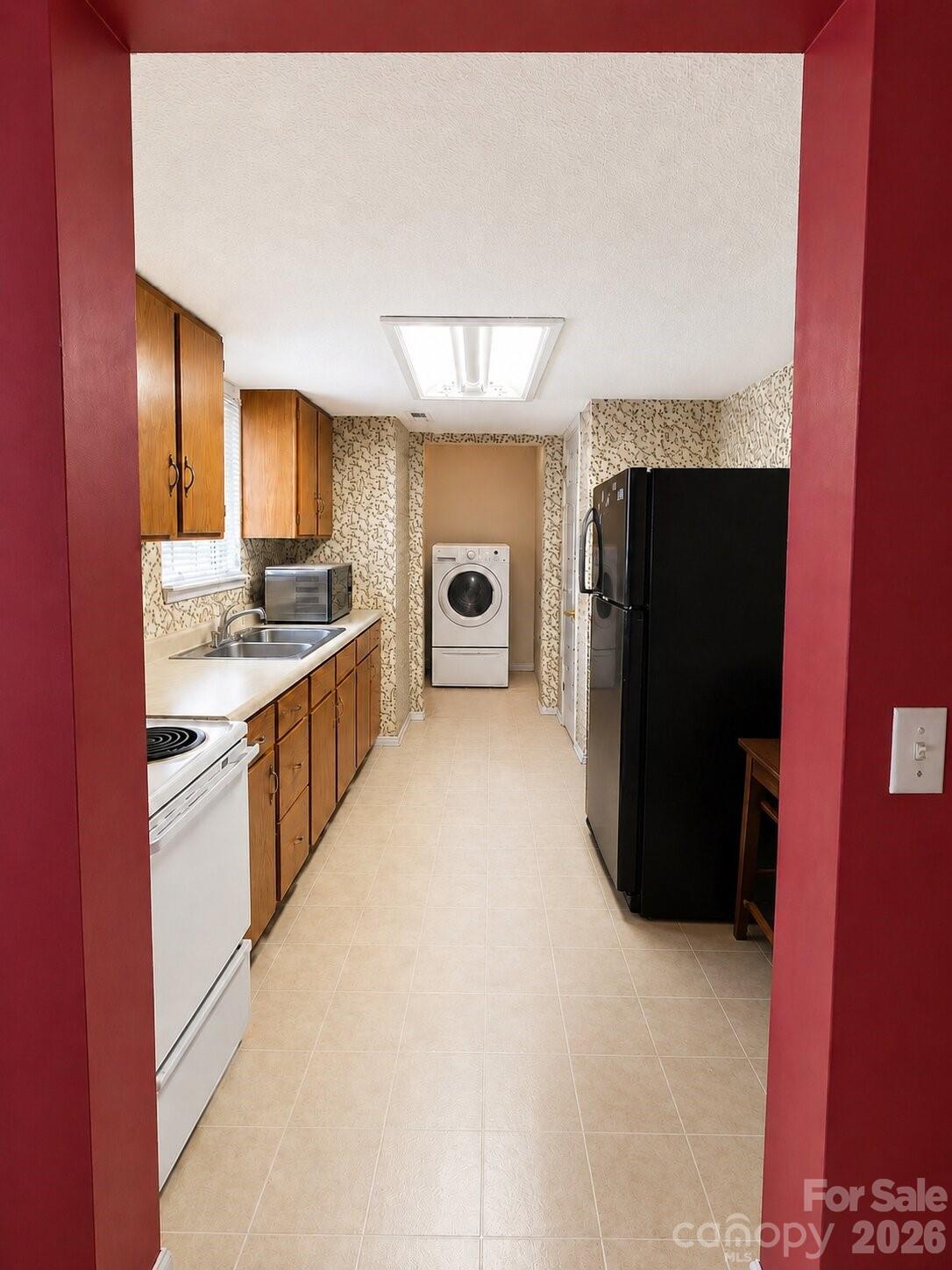 305 Mobley Street Property Photo 12