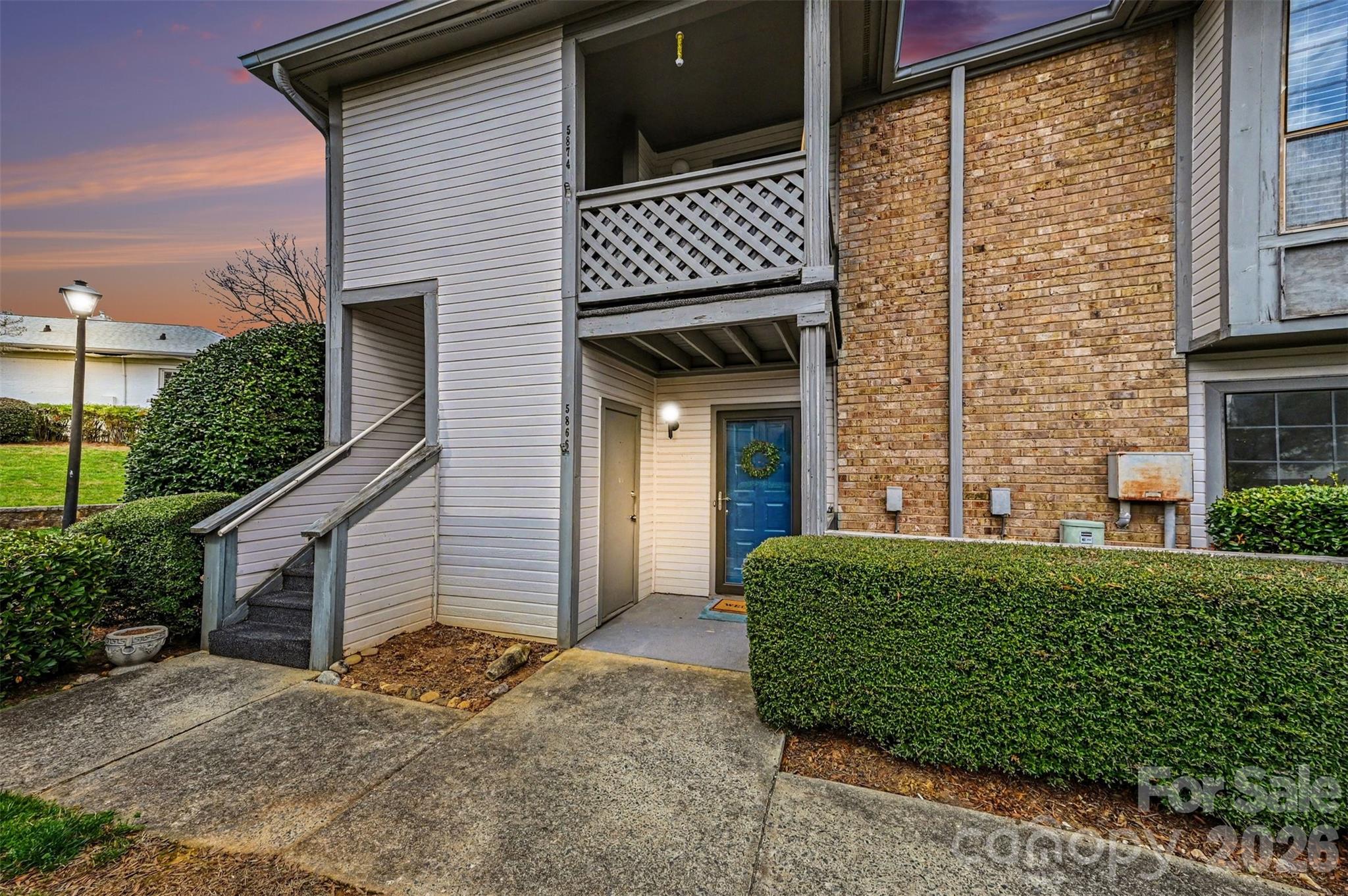 5866 Harris Grove Lane Property Photo 14