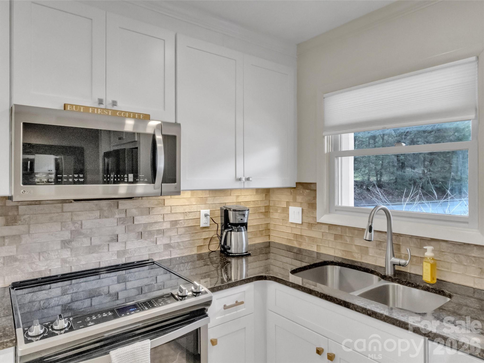 69 Tri Vista Drive 3 Property Photo 6