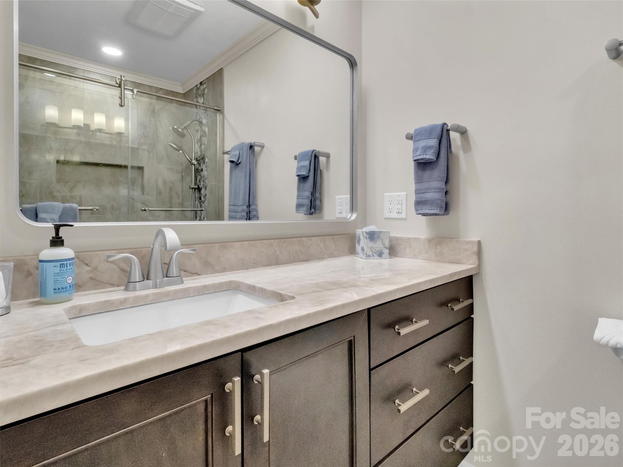 69 Tri Vista Drive 3 Property Photo 22