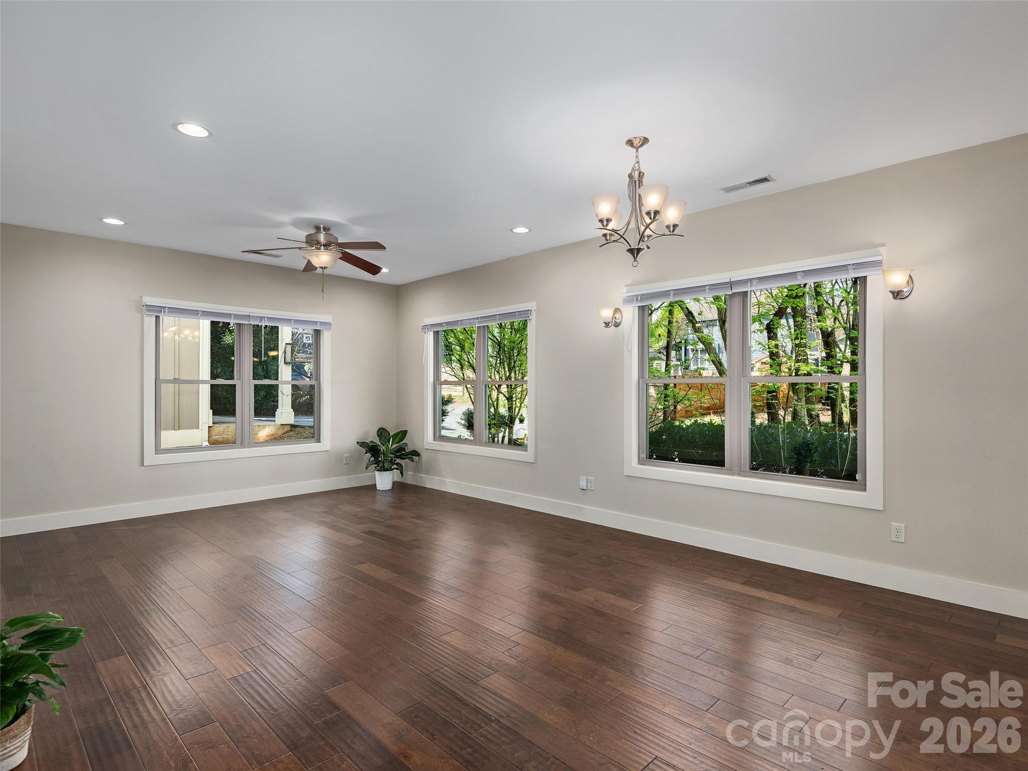 4 Grinnell Street Property Photo 3