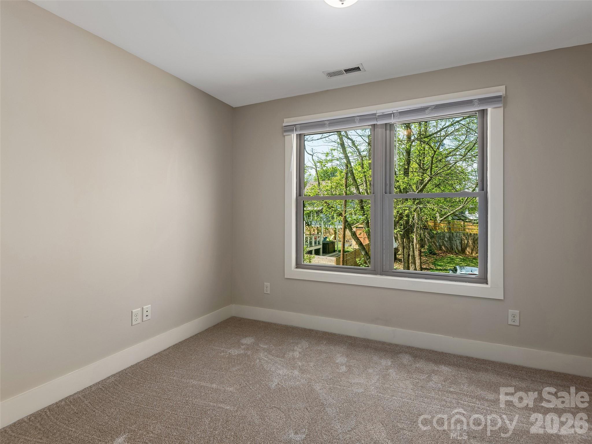 4 Grinnell Street Property Photo 22