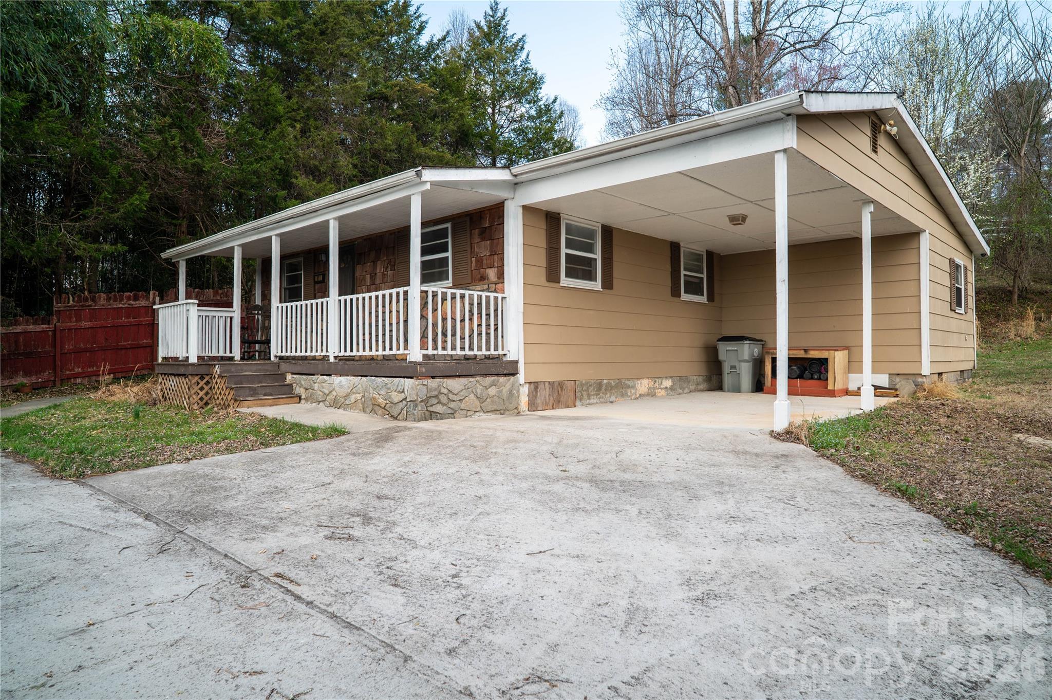 813 Severt Circle Property Photo 3