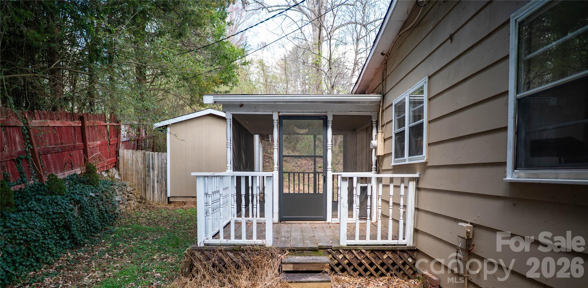 813 Severt Circle Property Photo 7