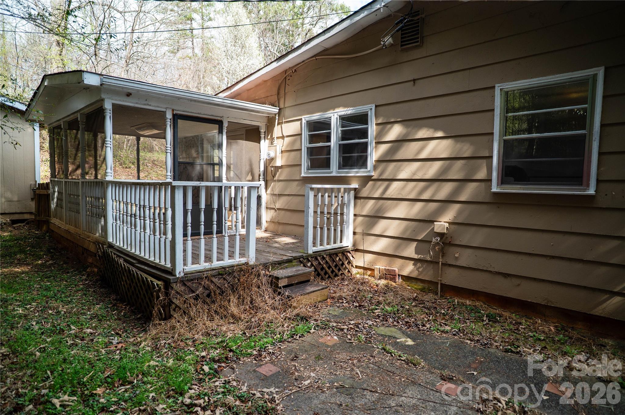 813 Severt Circle Property Photo 8