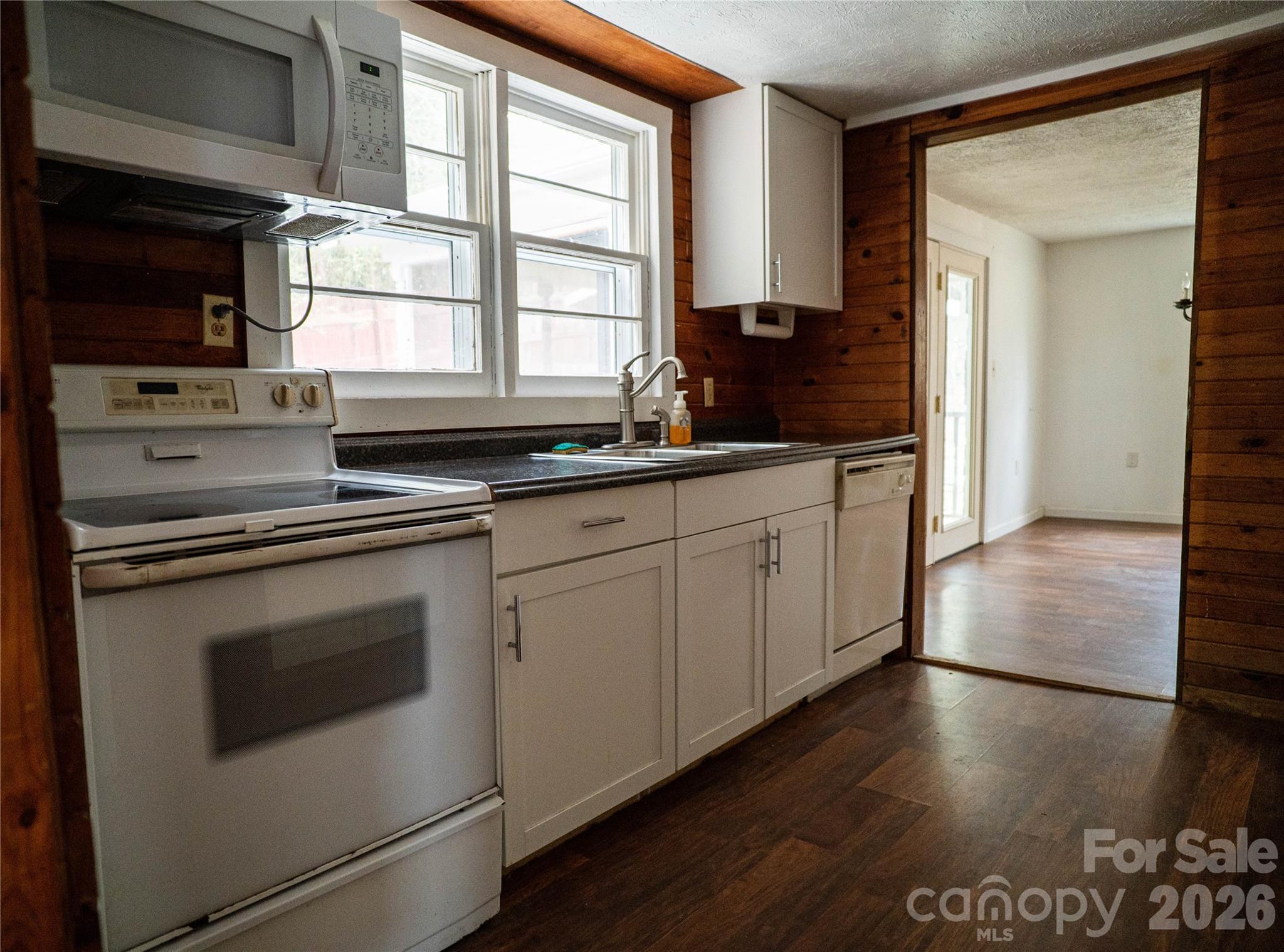 813 Severt Circle Property Photo 10