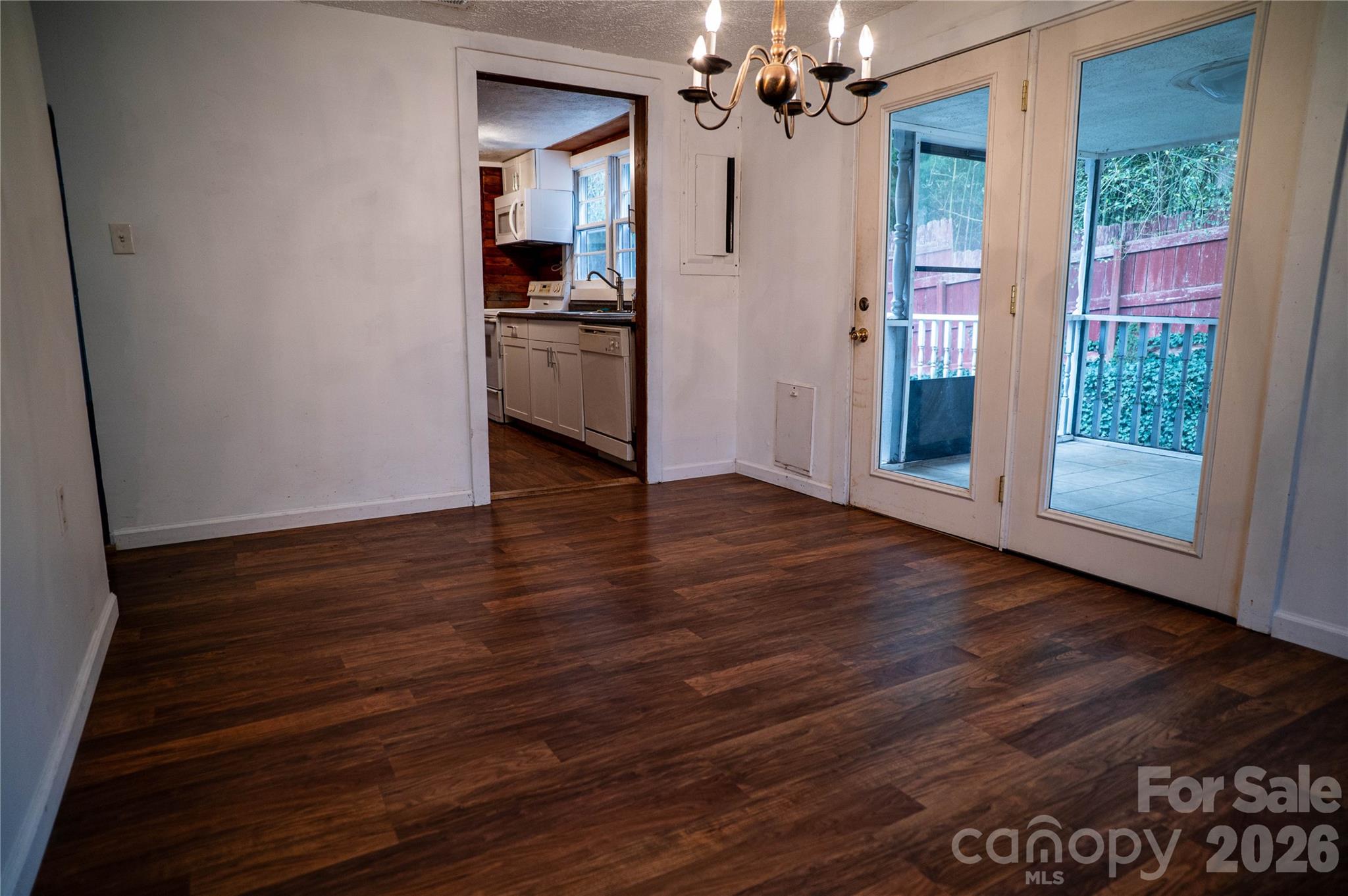 813 Severt Circle Property Photo 12